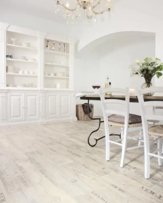 Bodenbelag Vinyl Cosy Holzoptik, Schrift beige, 4 m breit