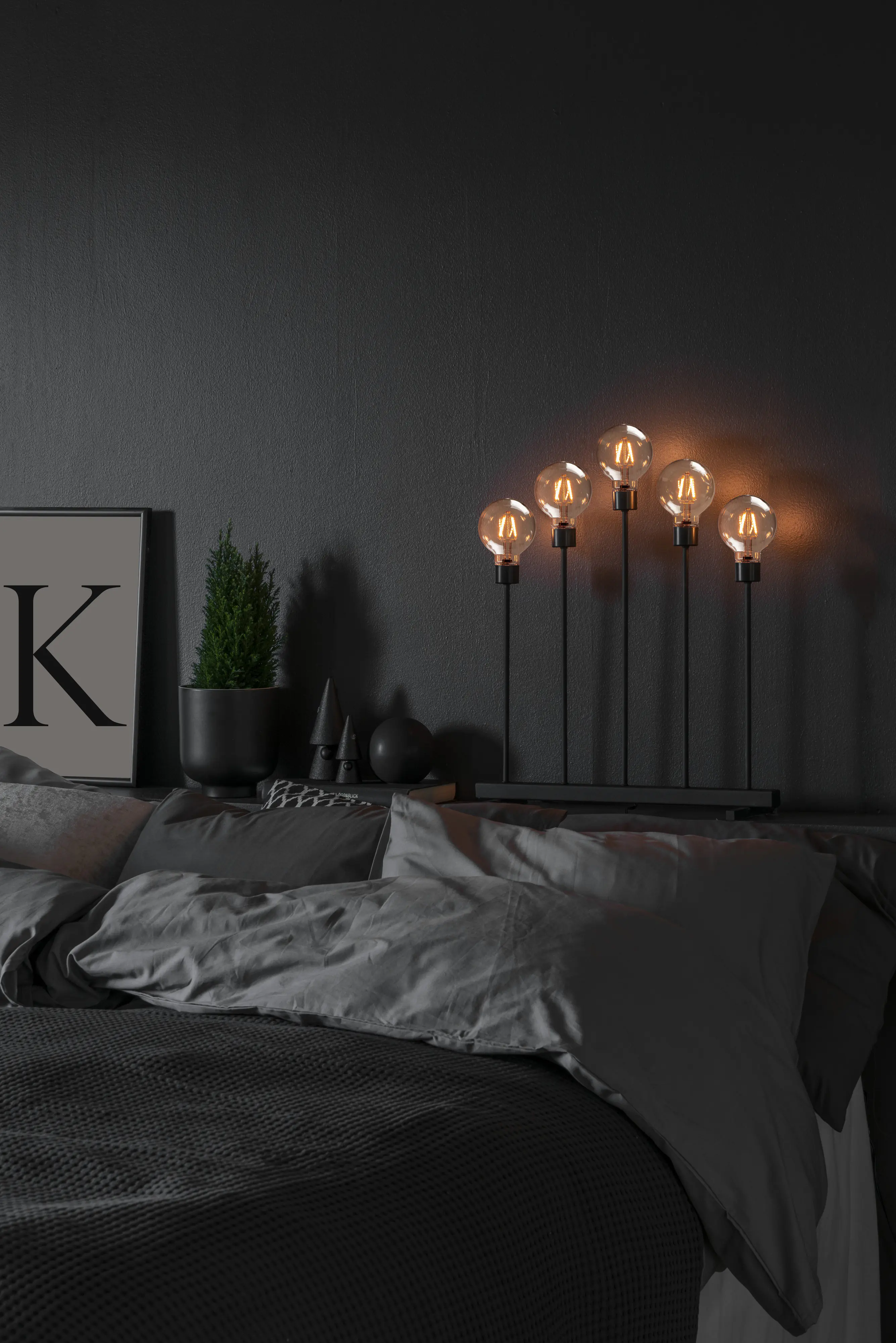 Konstsmide LED Leuchte gebogen dimmbar 5 runde Globes & 10 Dioden bernstein