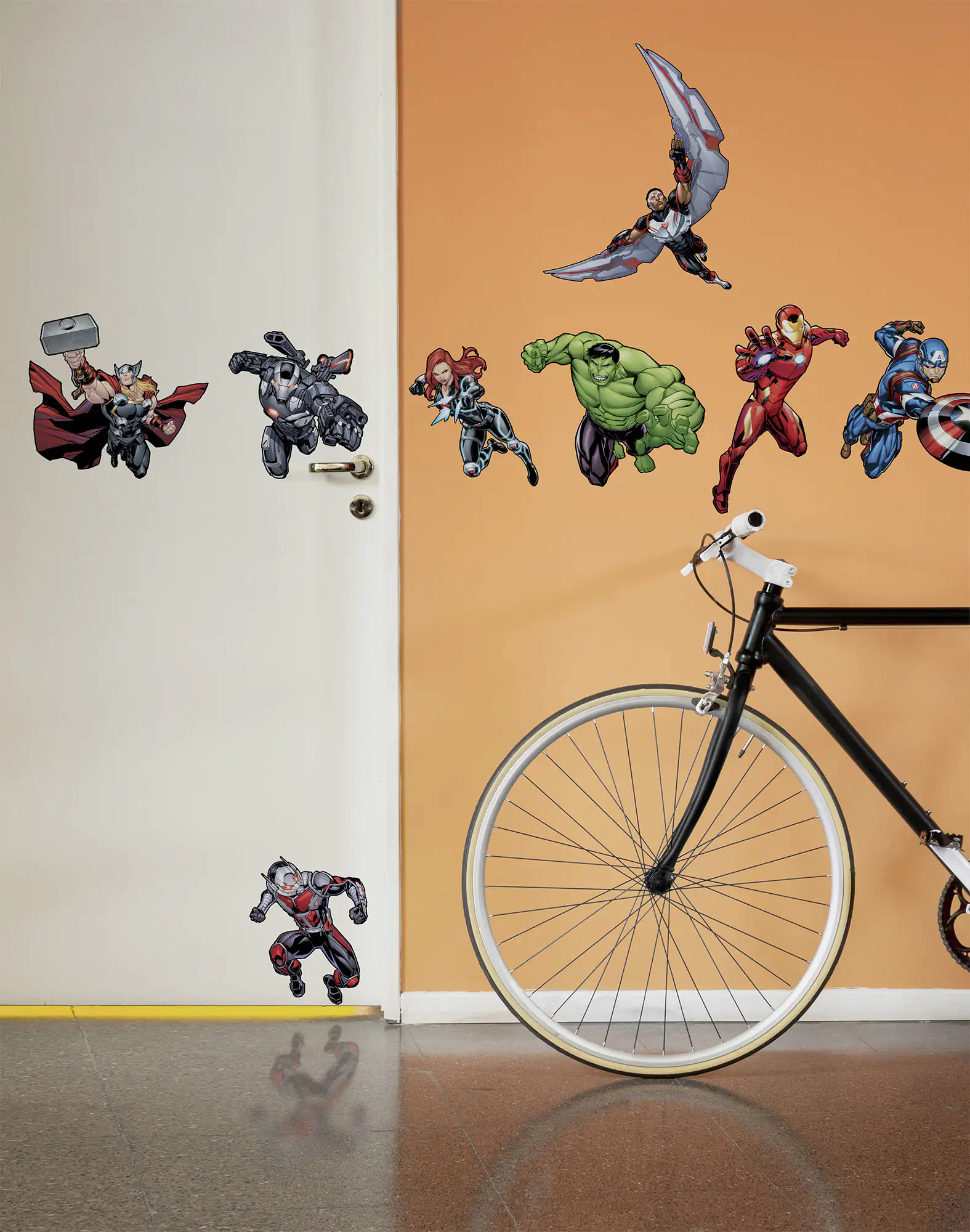Komar Dekosticker Avengers Action 100 x 70 cm Komar Dekosticker Avengers Action 100 x 70 cm