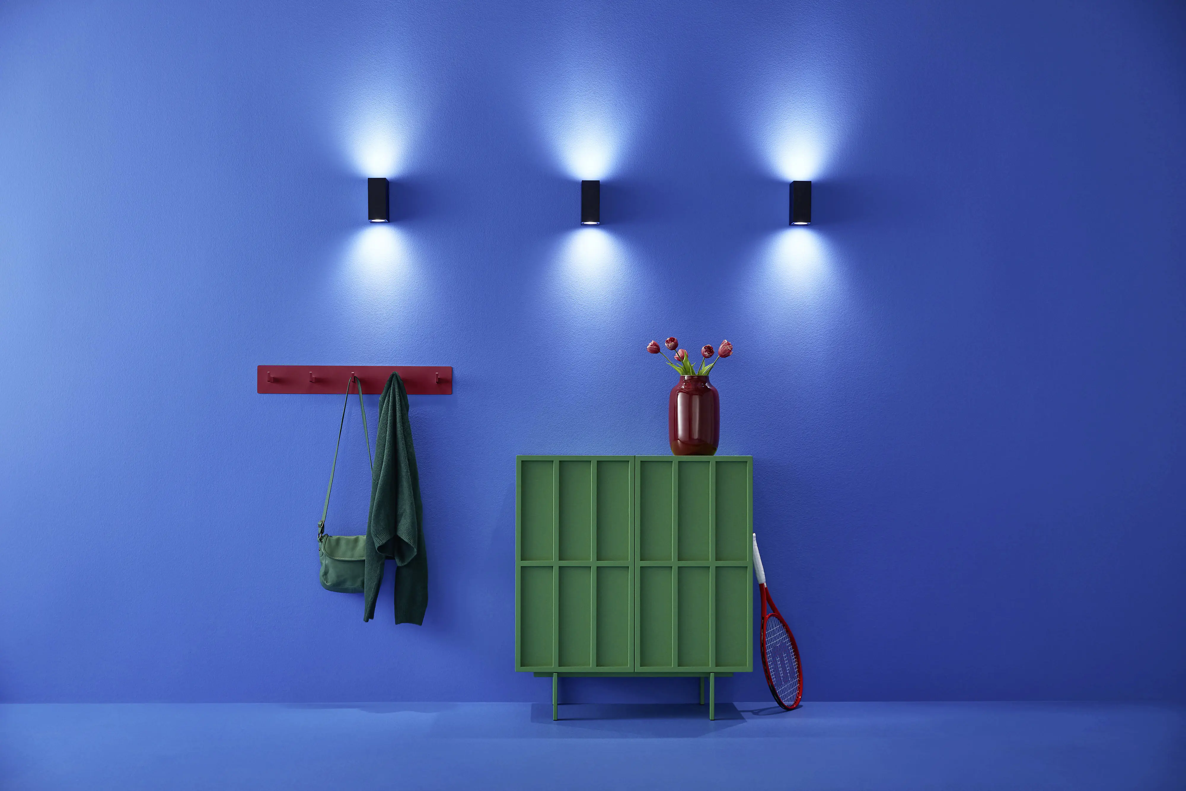 Wiz LED-Wandleuchte Up and Down 5W RGB schwarz