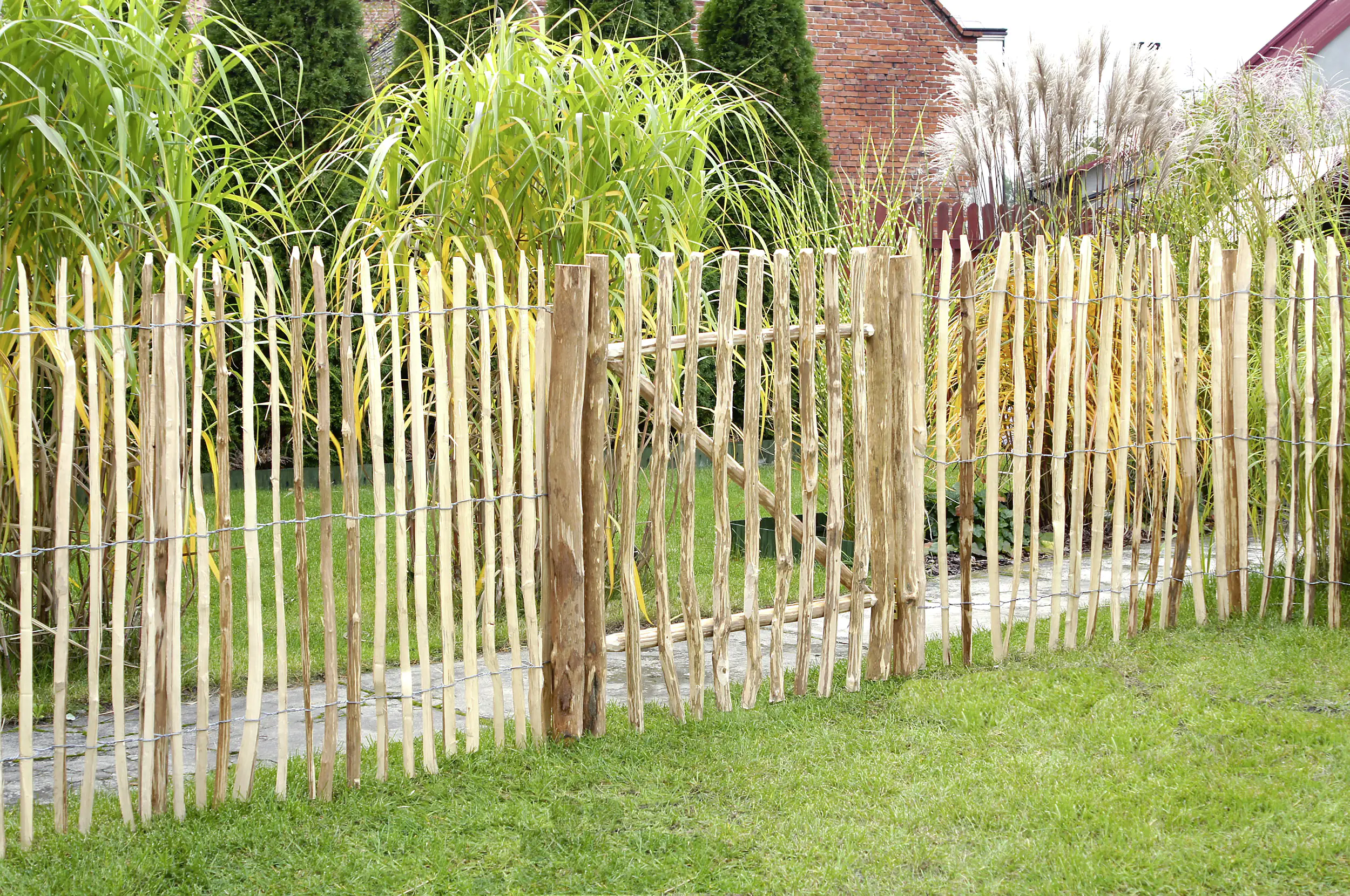 Staketenzauntor Haselnuss 100 x 90 cm inkl. Beschlag