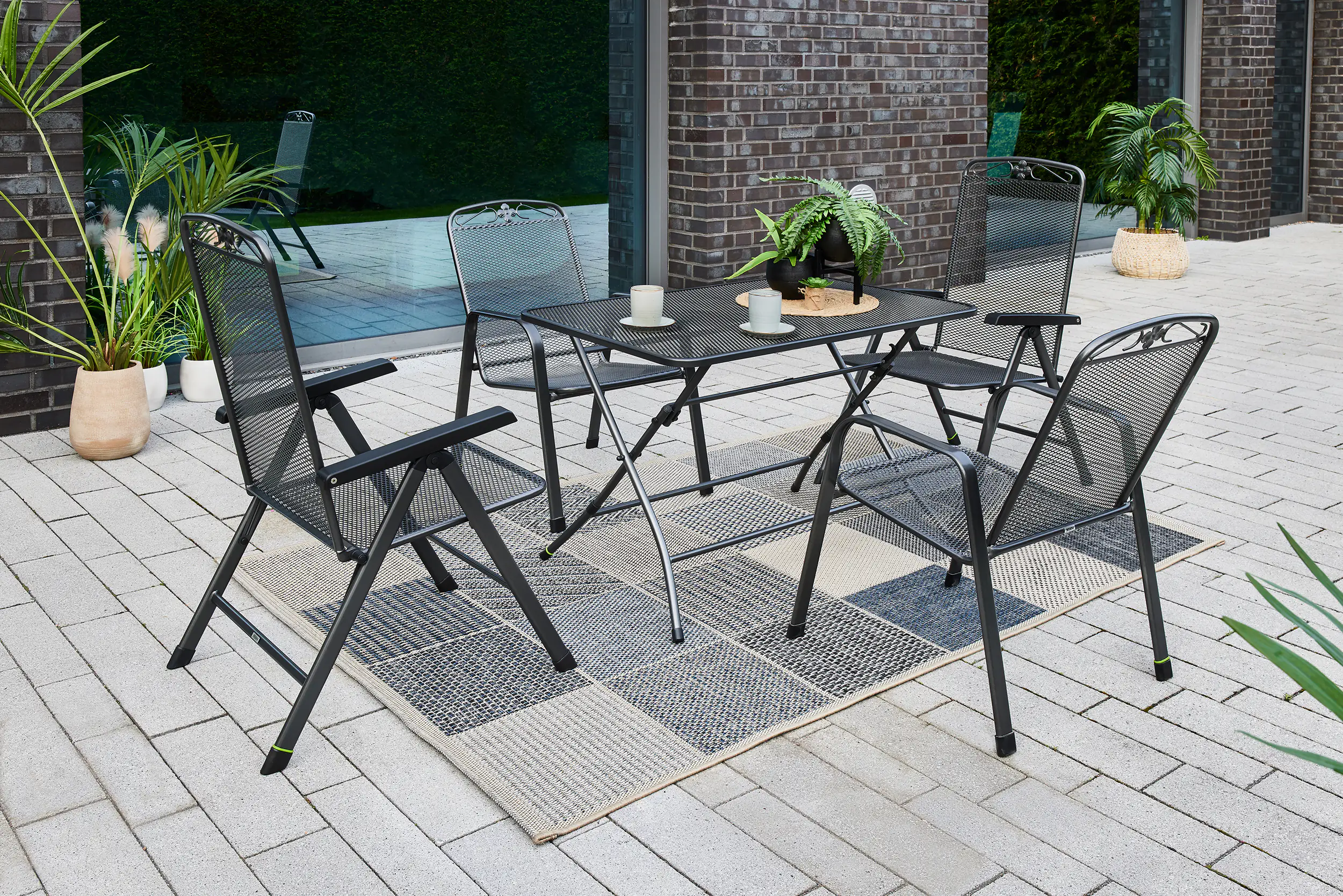 4260440951560_05 MWH Streckmetalltisch Café Latte 110 x 70 x 72 cm rechteckig eisengrau