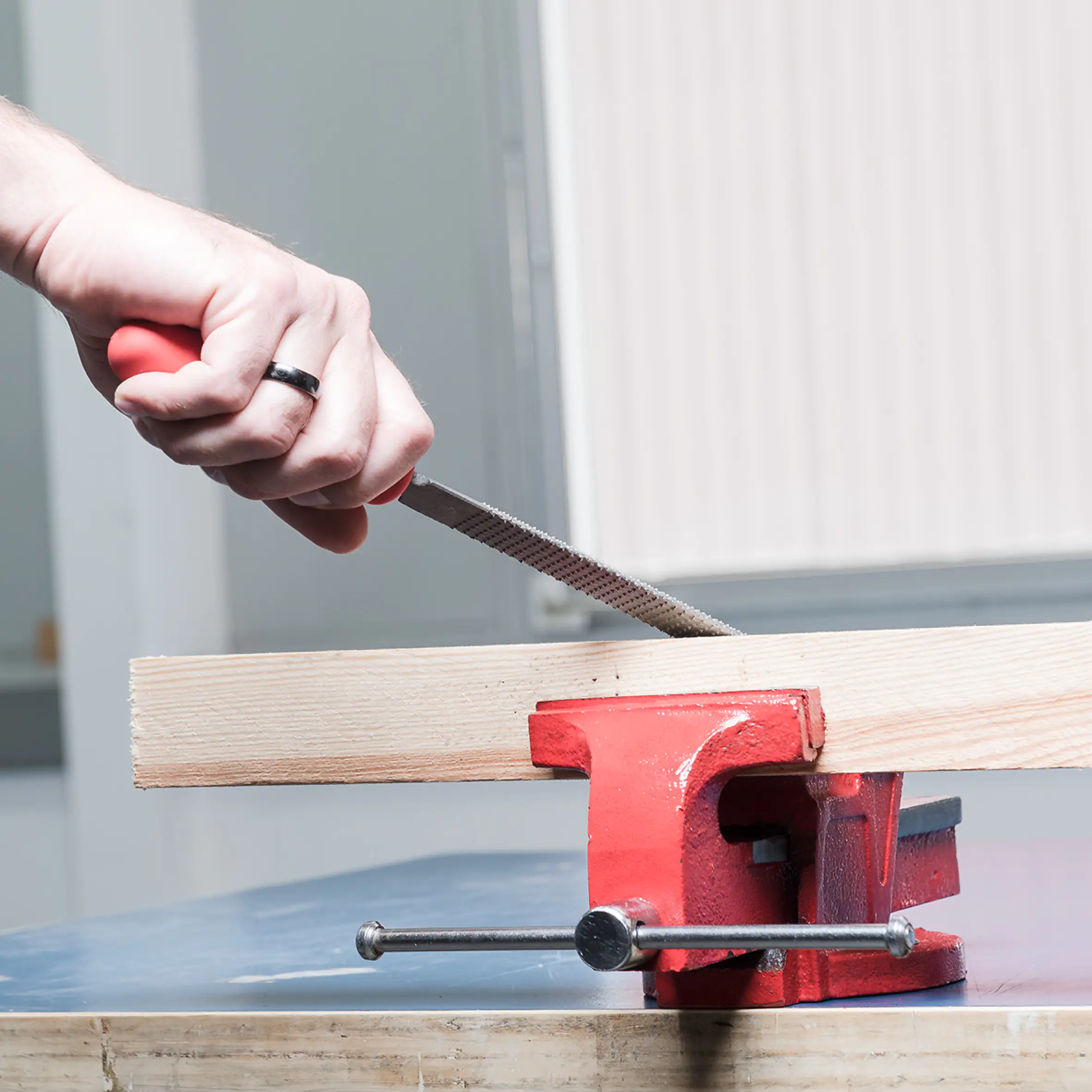 Schraubstock 125 mm feststehend