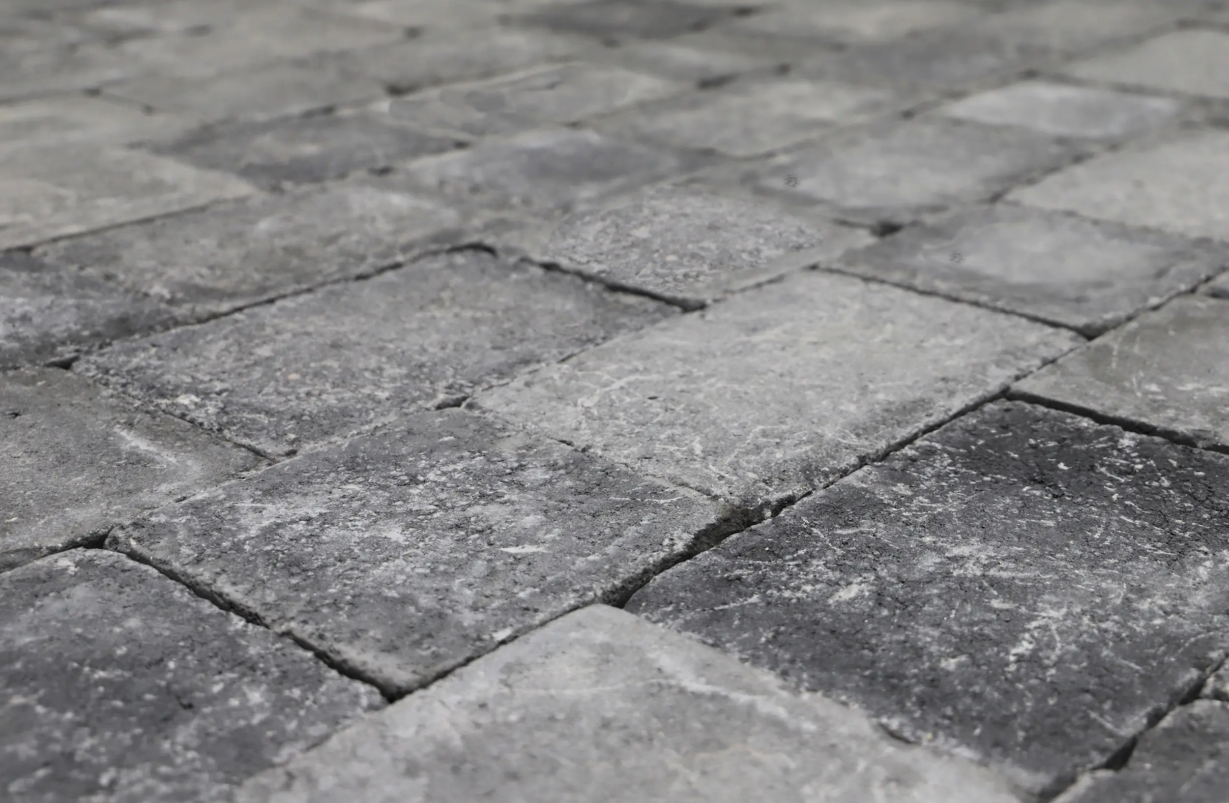 EHL Pflasterstein Verona Antik 30 x 20 x 7 cm anthrazit EHL Pflasterstein Verona Antik 30 x 20 x 7 cm anthrazit