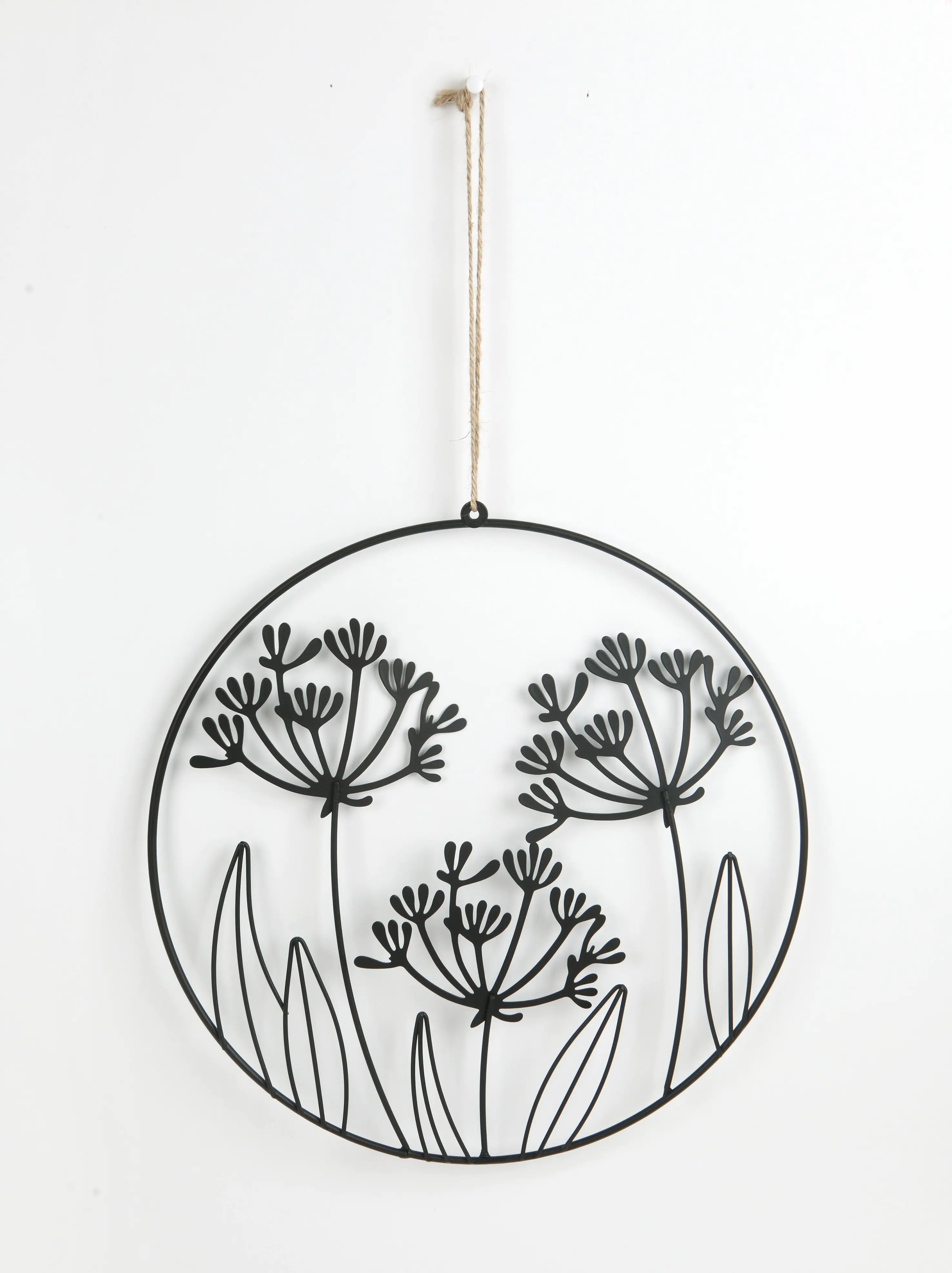 TrendLine Aufhänger Metall mit Nieten Blumen 47 x 1 x 30 cm schwarz