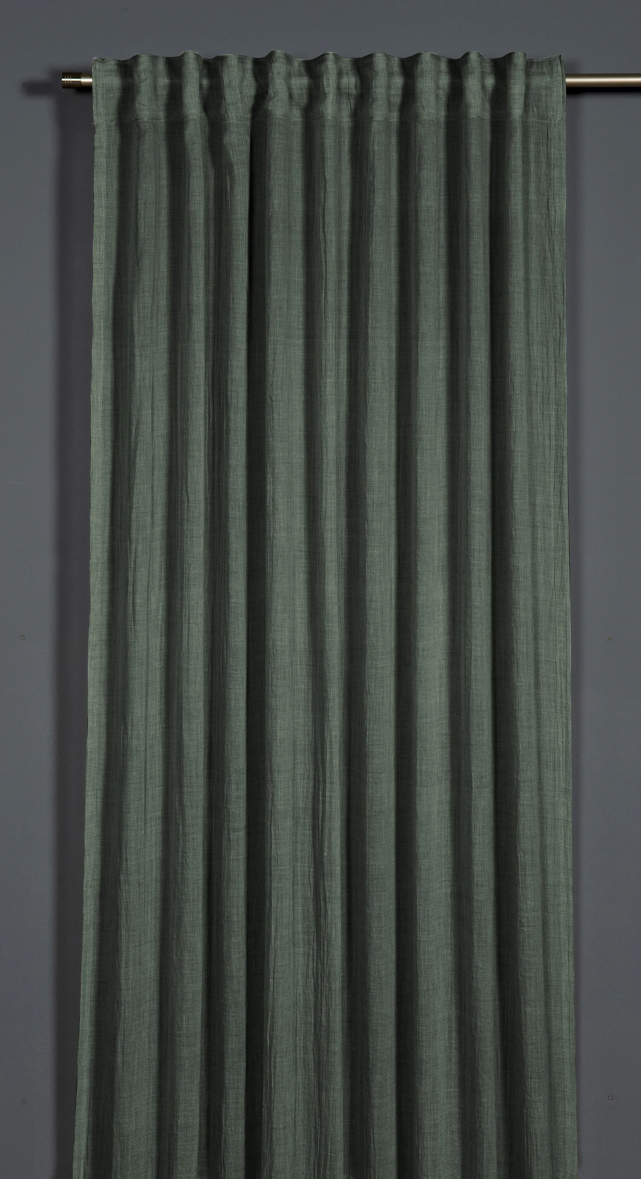 Sehlbach Fertigschal mit Gardinenband 135 x 245 cm dunkelgrün