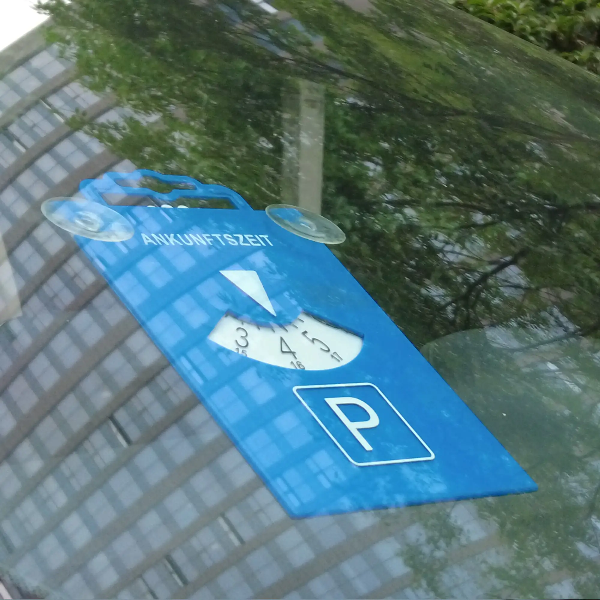 TrendLine Parkscheibe mit 2 Saugnäpfen