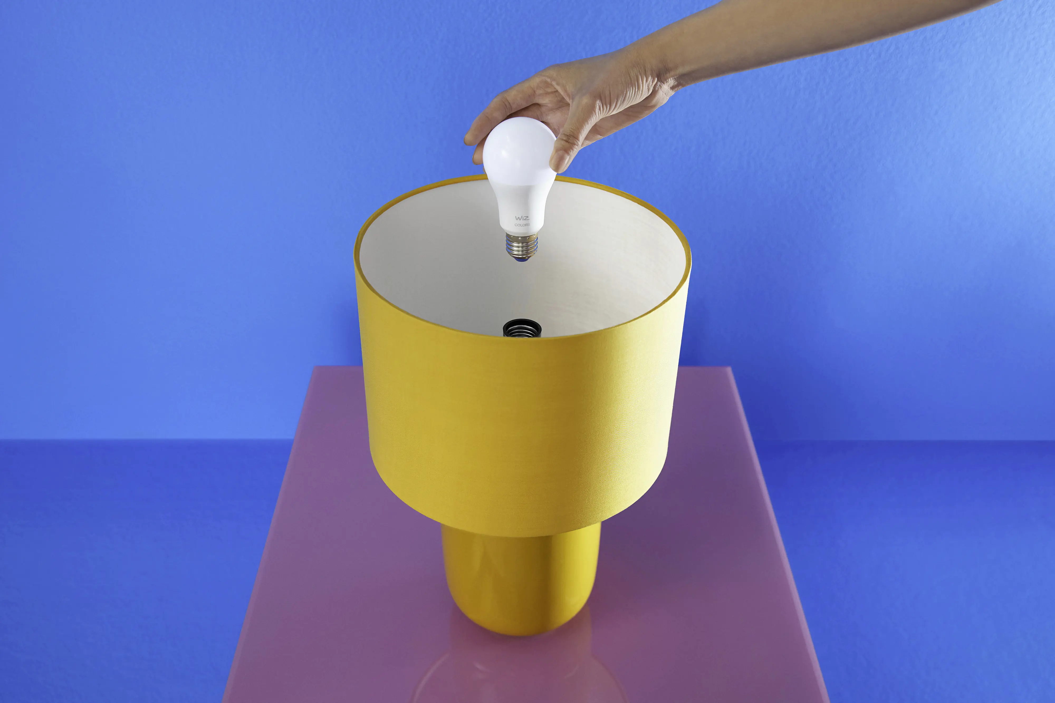 WIZ LED-Leuchtmittel Tropfenform P45 E27 4,9W warmweiß bis kaltweiß smart RGB