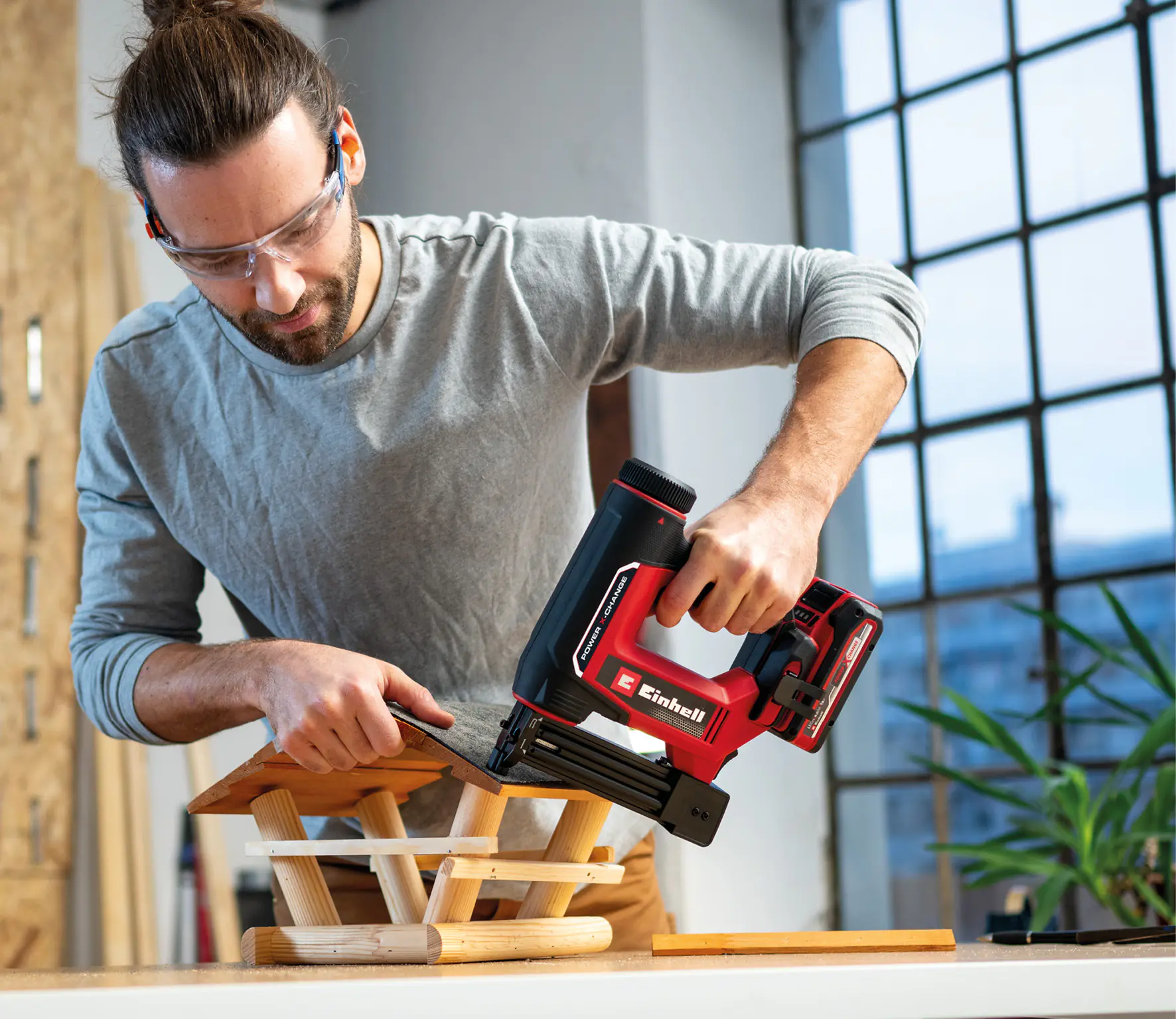 Einhell Expert Akku-Nagler TE-CN 18/32 Li Solo Einhell Expert Akku-Nagler TE-CN 18/32 Li Solo