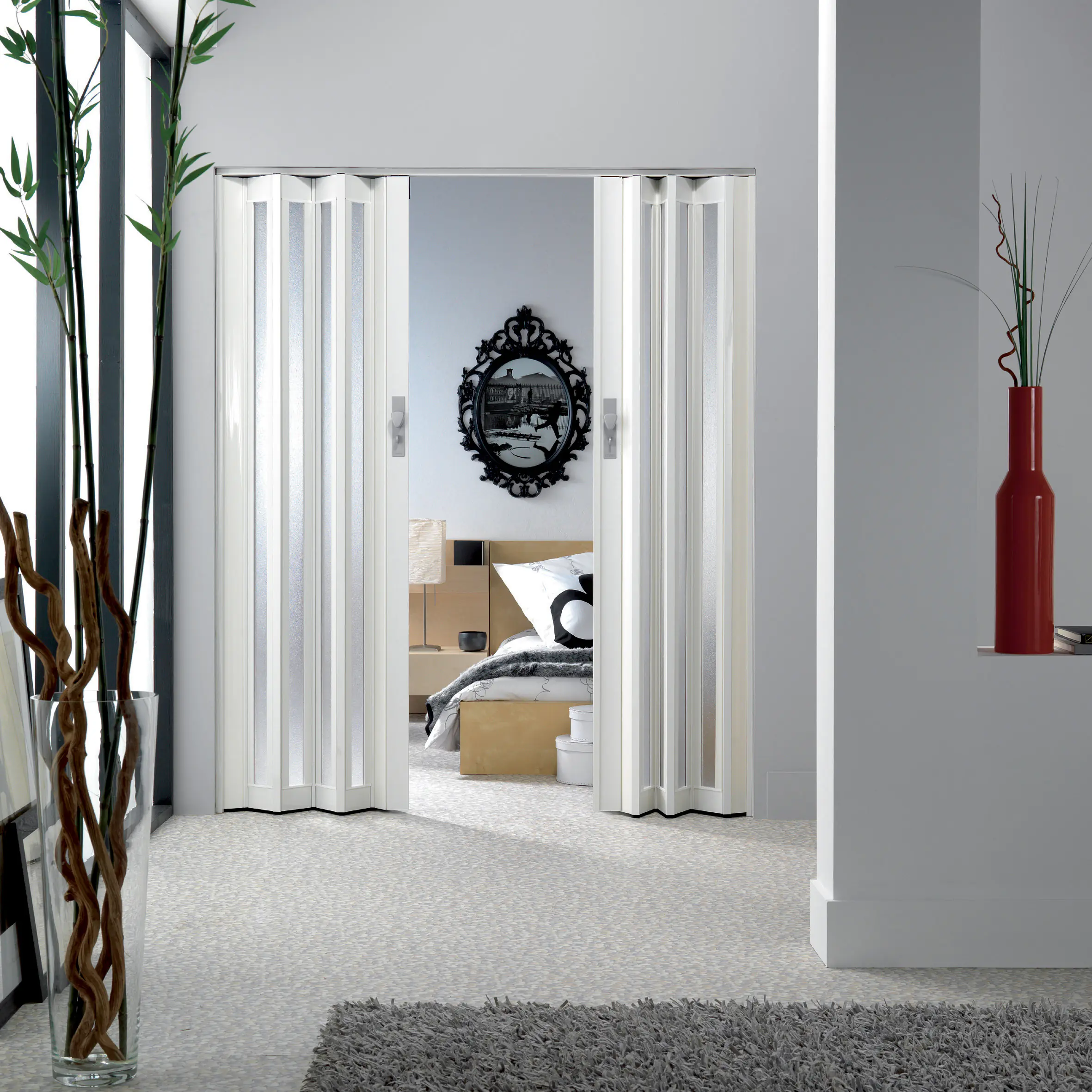 Grosfillex Falttür Larya weiß glänzend 84 x 205 cm mit Kunstglaseinsatz