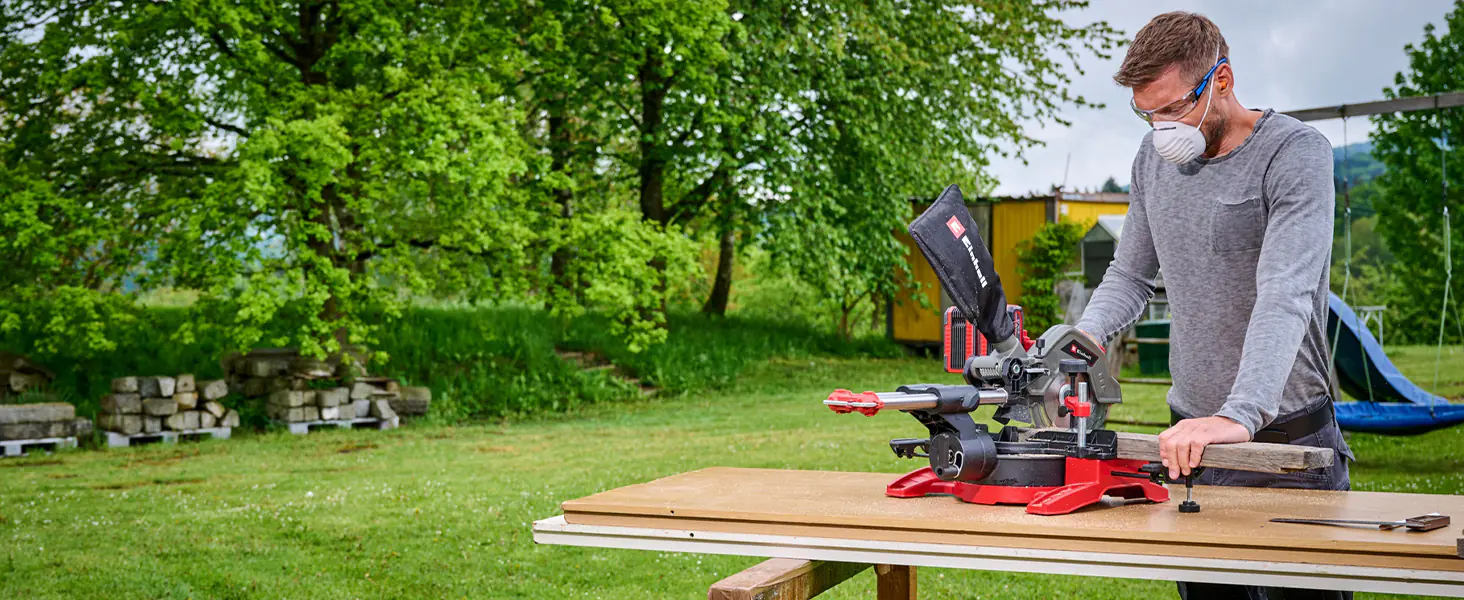 Einhell Expert Akku-Zug-Kapp-Gehrungssäge TE-SM 36/8 L Li Solo