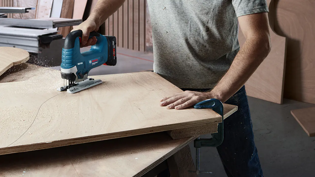 Bosch Professional Akku-Stichsäge GST 18V-125 S Solo