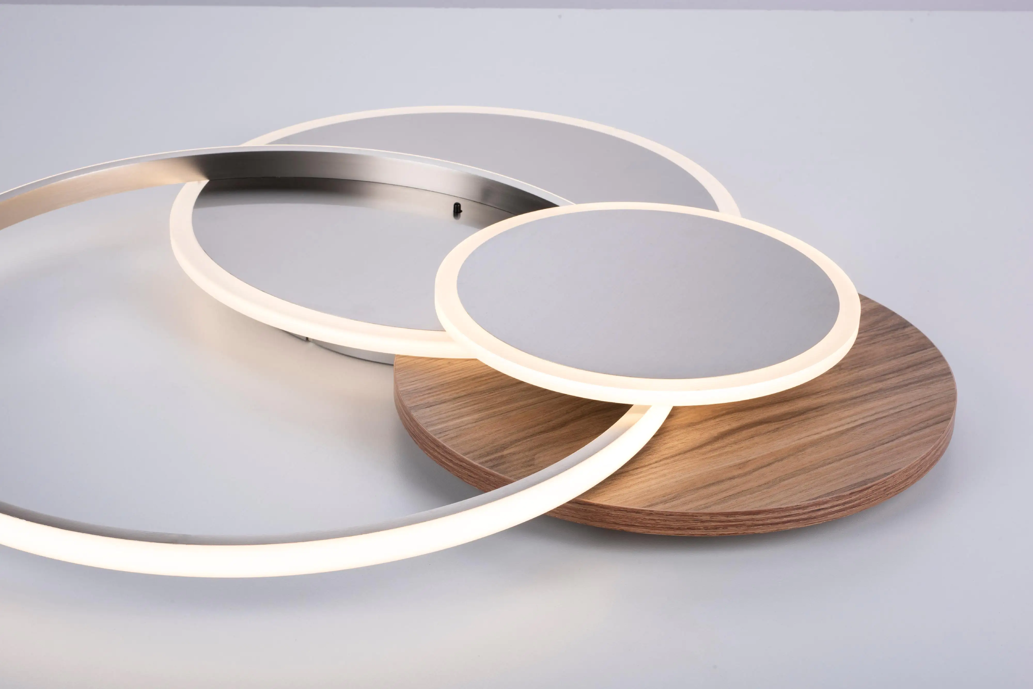 Paul Neuhaus CCT LED Deckenleuchte Palma stahl-holz 65 x 56 cm dimmbar