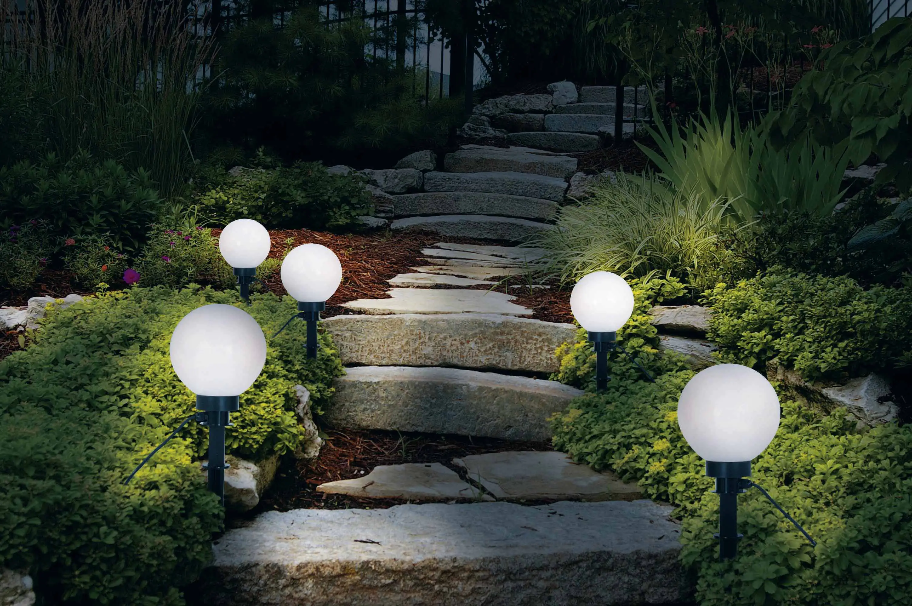 4003222803547_2038262 Näve Außen-Kugelerdspieß E27 schwarz