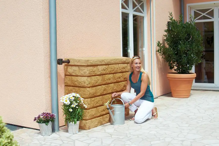 Garantia Regenwasser-Wand-Tank Rocky 400 l Garantia Regenwasser-Wand-Tank Rocky 400 l