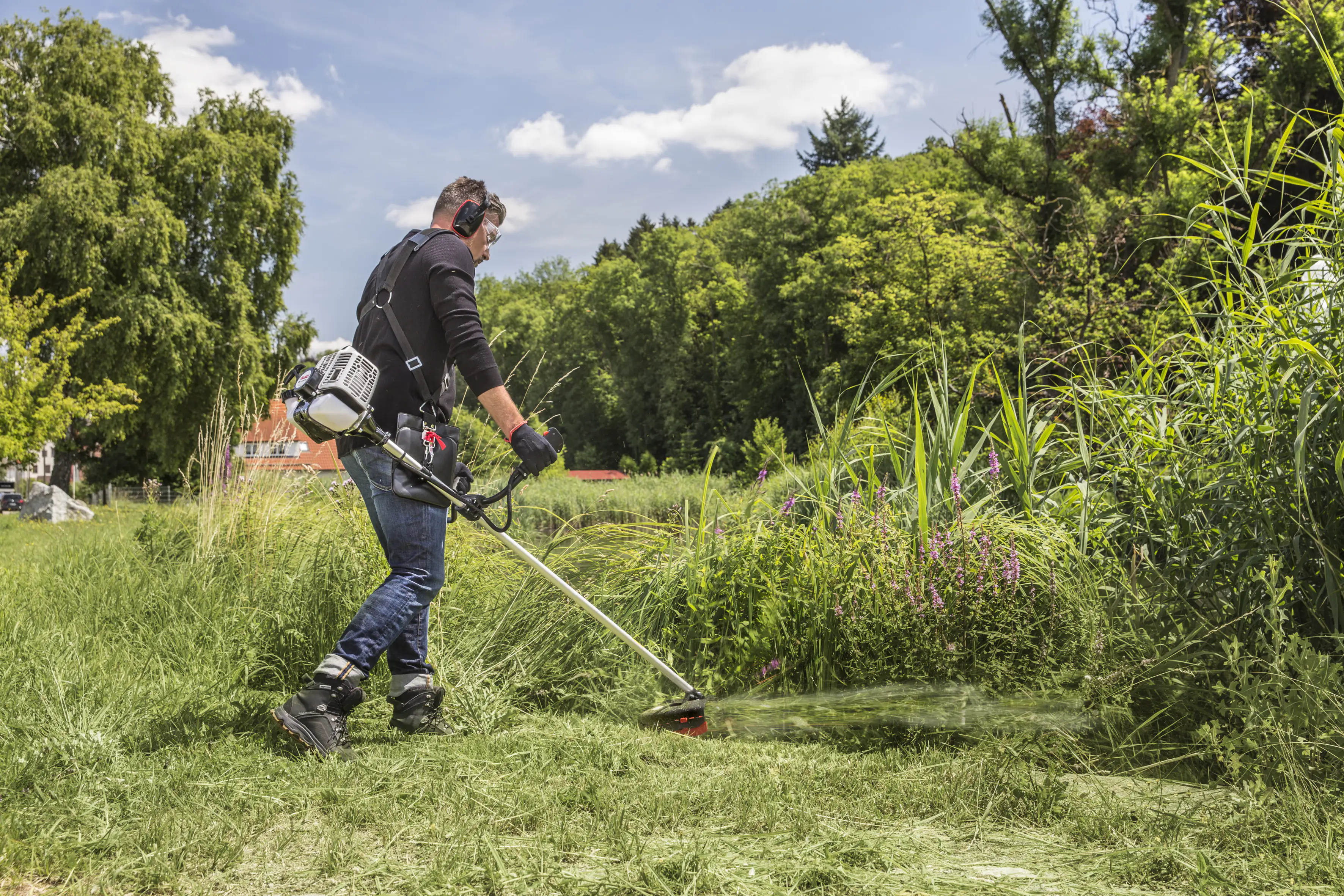 AL-KO Benzin-Motorsense BC 330 B 0,9 kW, 41 /25 cm Schnittbreite