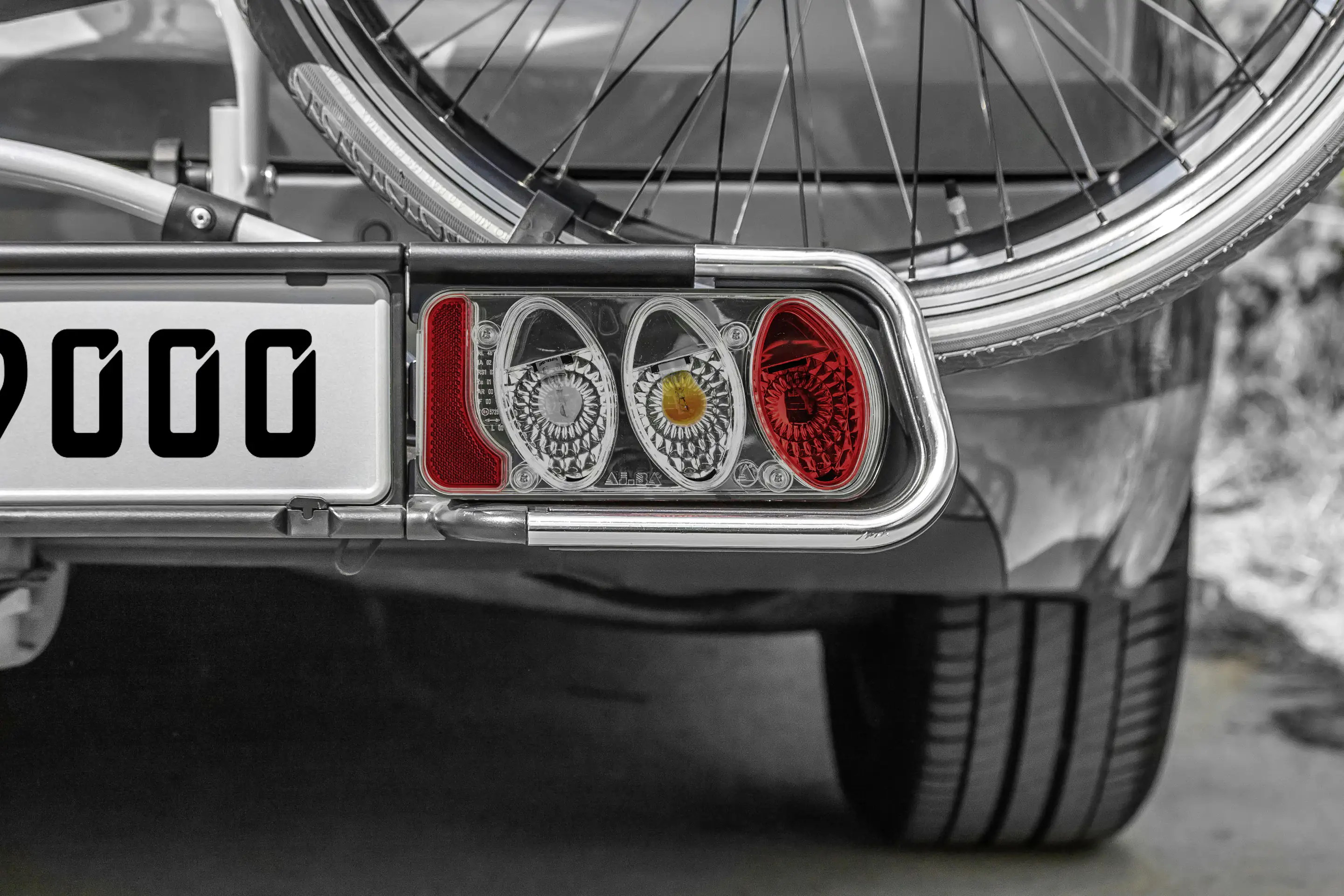 LAS Rückleuchte universal 11502 Rauchglas rechts