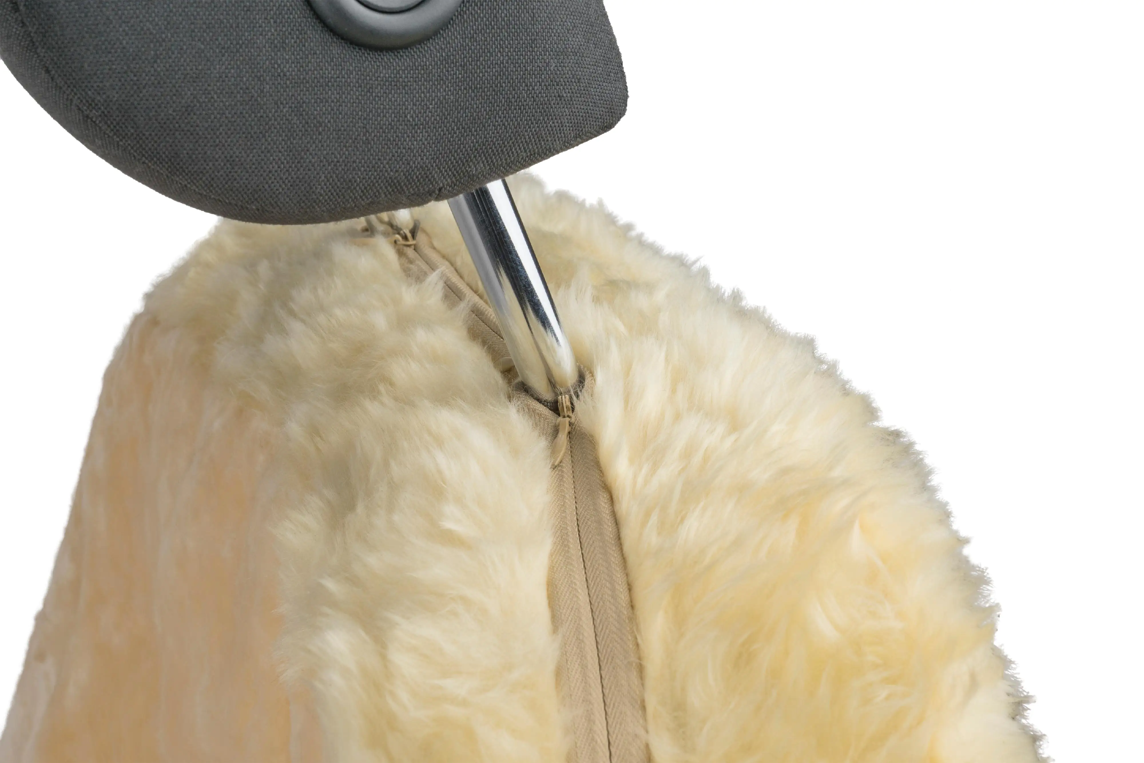 Walser Autositzbezug Lammfell Nineve beige mit ZIPP IT System 1-teilig Walser Autositzbezug Lammfell Nineve beige mit ZIPP IT System 1-teilig