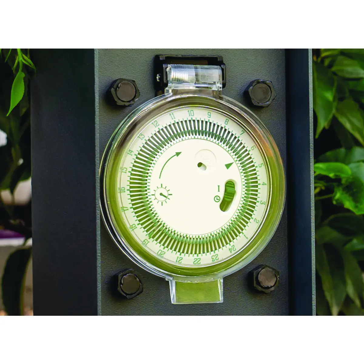 Unitec Gartensäule mit 2 Schutzkontakt-Steckdosen inkl. Zeitschaltuhr schwarz