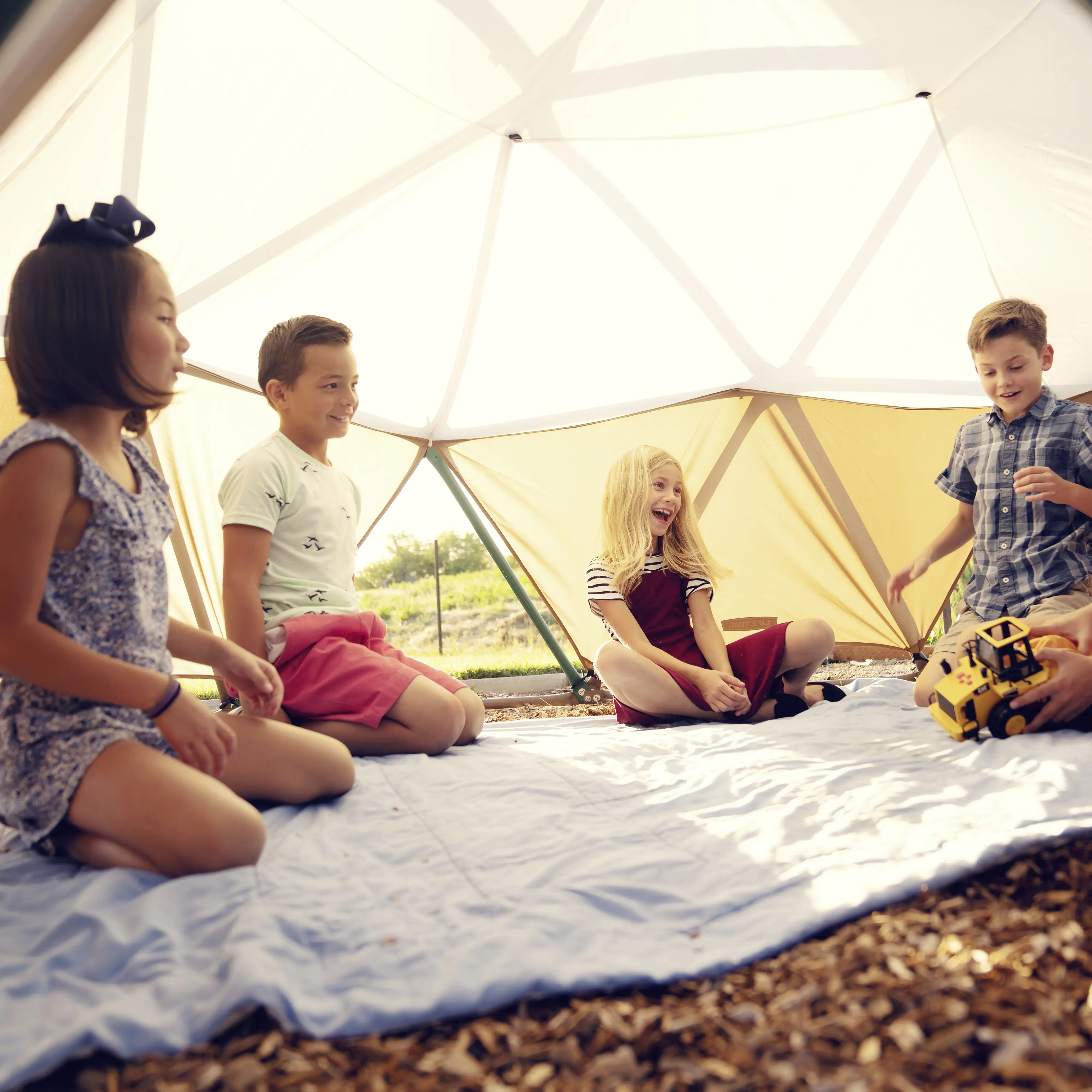 0081483826332_3018956 Lifetime Kletterkugel Geodome grün bronze mit Abdeckung Spielzelt 305 x 152 cm