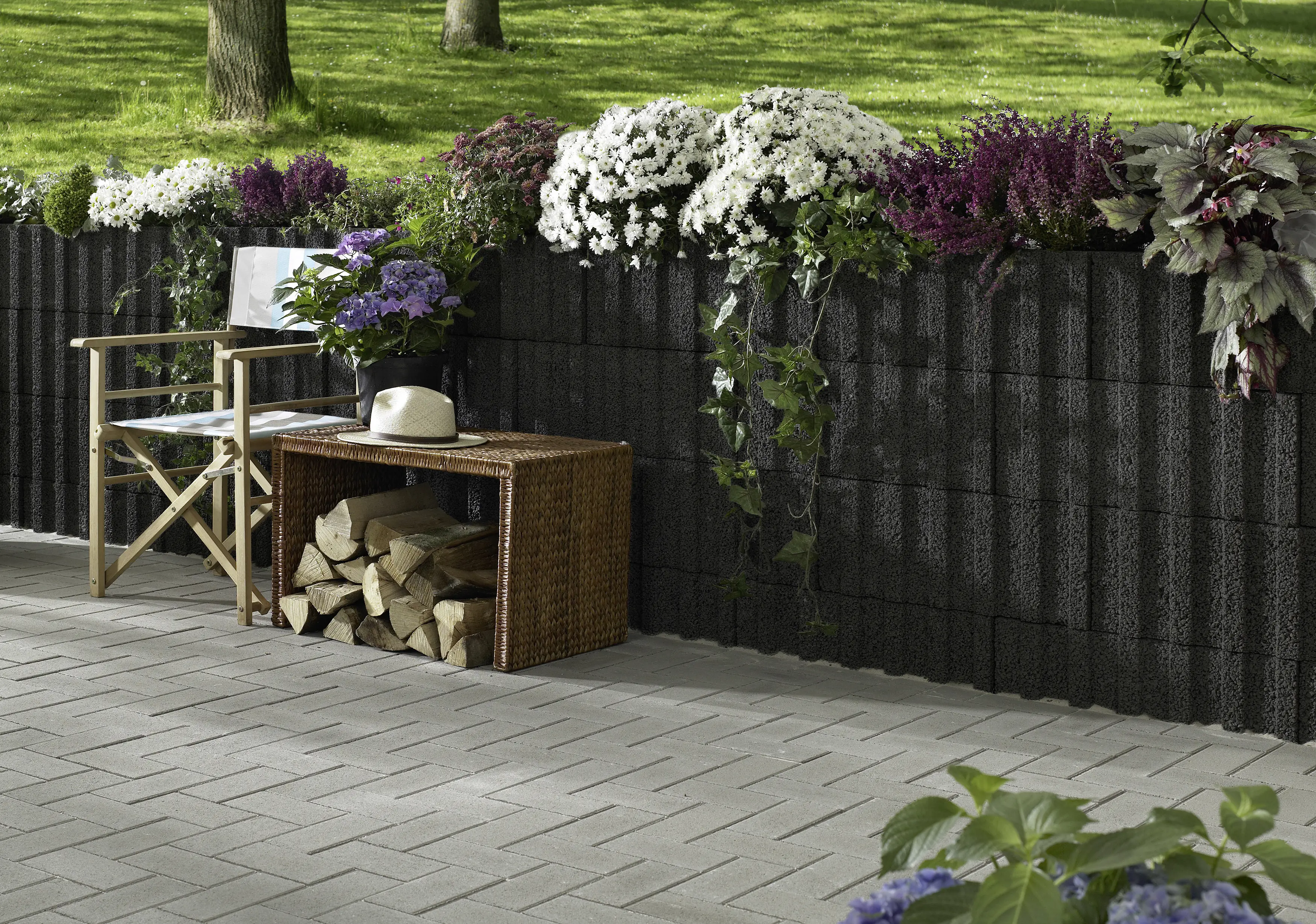 Kann Pflanzstein Gala Flair 60 x 40 x 25 cm anthrazit Kann Pflanzstein Gala Flair 60 x 40 x 25 cm anthrazit