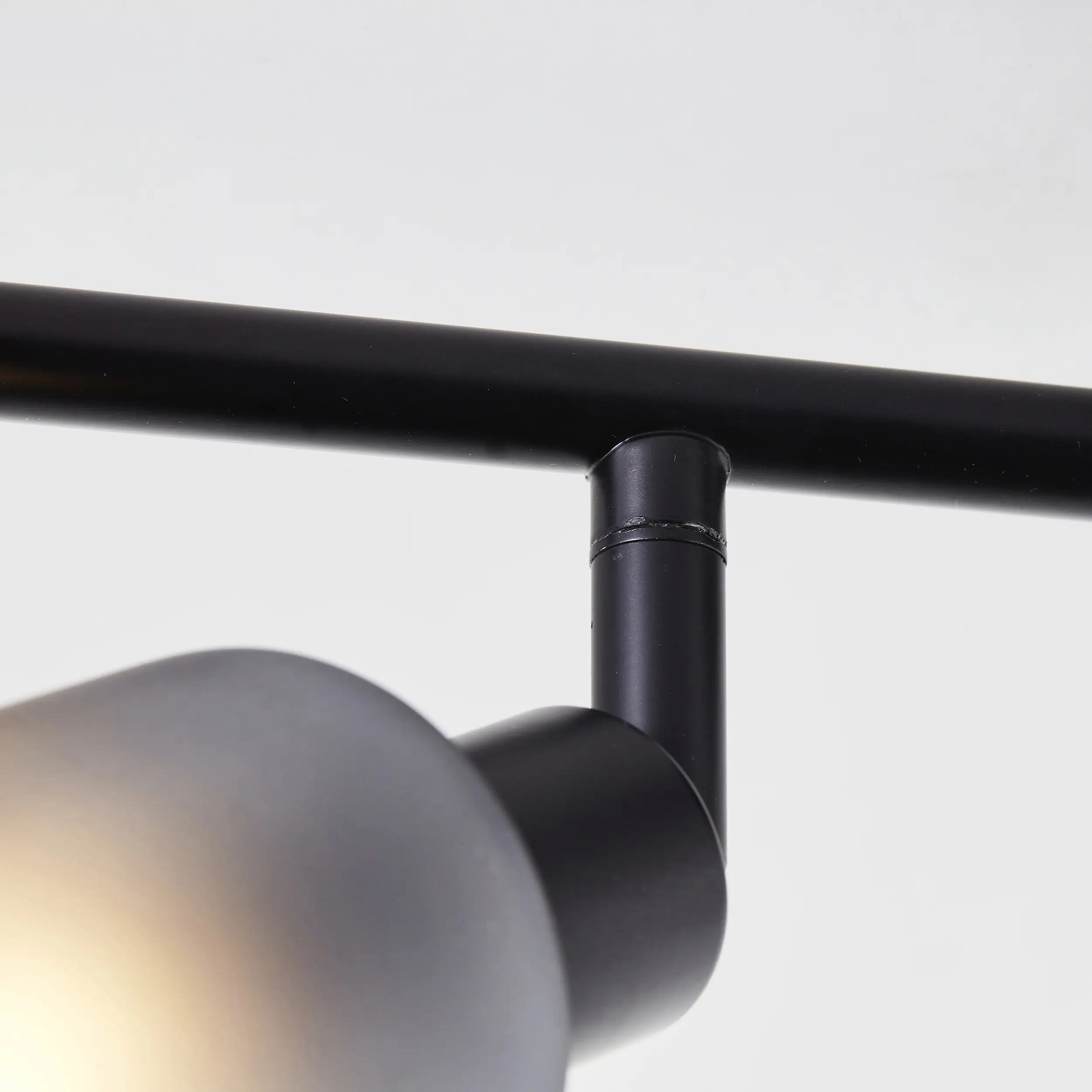 Brilliant Deckenstrahler Loralie 4er Spot Balken E14 schwarz rauchglas