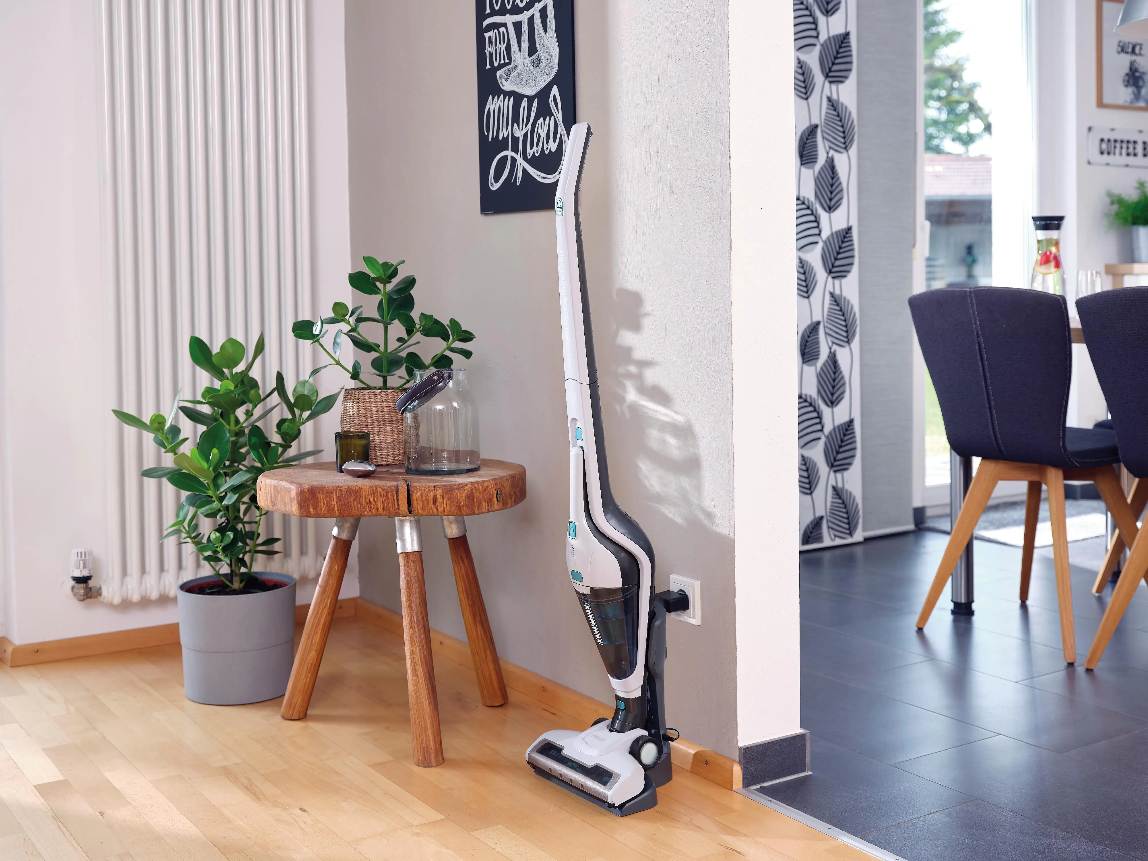 Leifheit Akku-Staubsauger Rotaro PowerVac 2in1 mit verschiedenen Aufsätzen