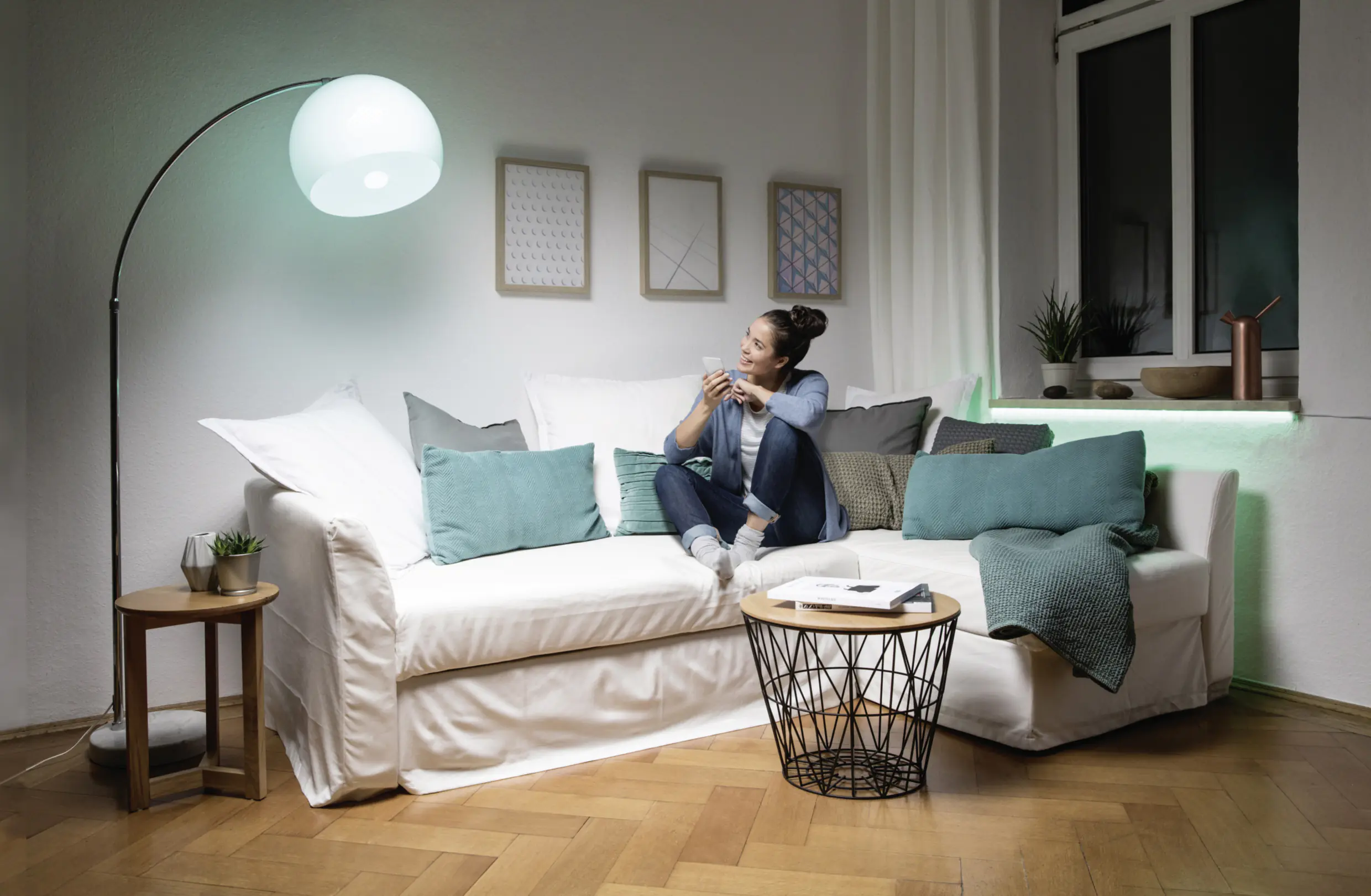 Osram LED Leuchtmittel Retrofit A60 E27 9,7W warmweiß, dimmbar, weiß matt