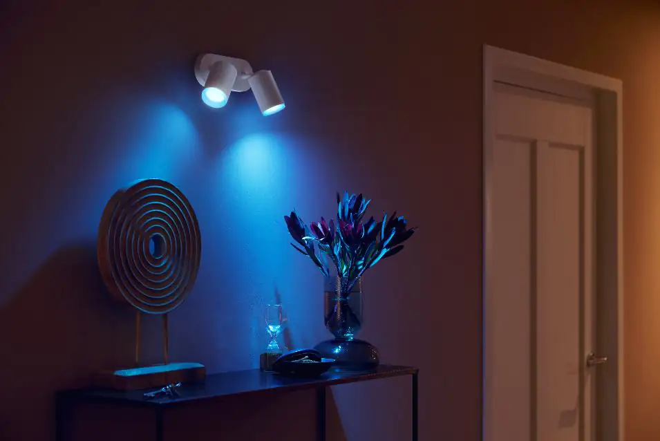 Philips Hue 2er LED Spot White & Color Ambiance Fugato RGBW Smart Home