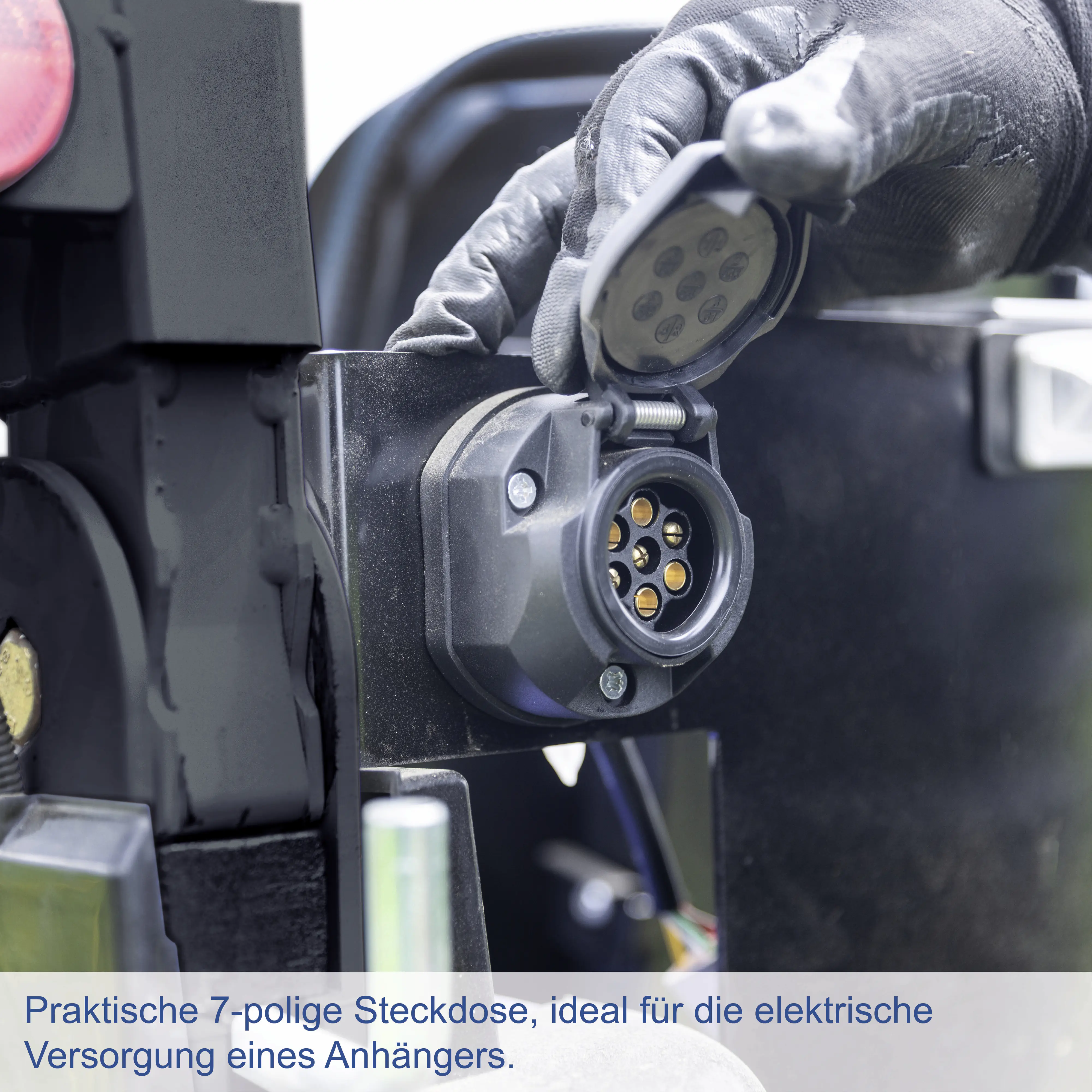 Scheppach Kompakttraktor MT25 Allrad 25 PS Diesel 560 kg Hubkraft Straßenzulassung