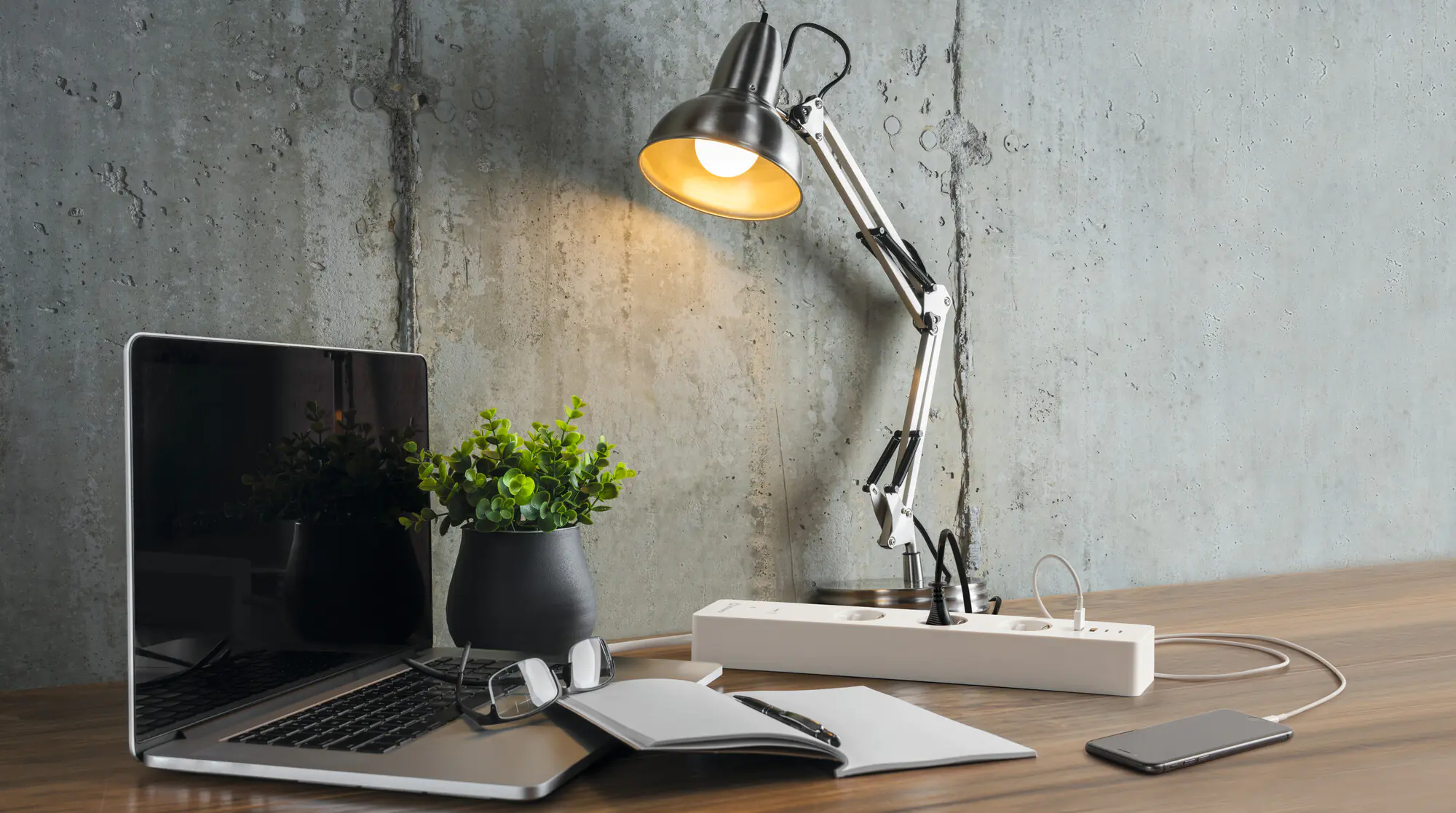 Ledvance 3-fach Steckdosenleiste Smart+WiFi mit USB-A und USB-C