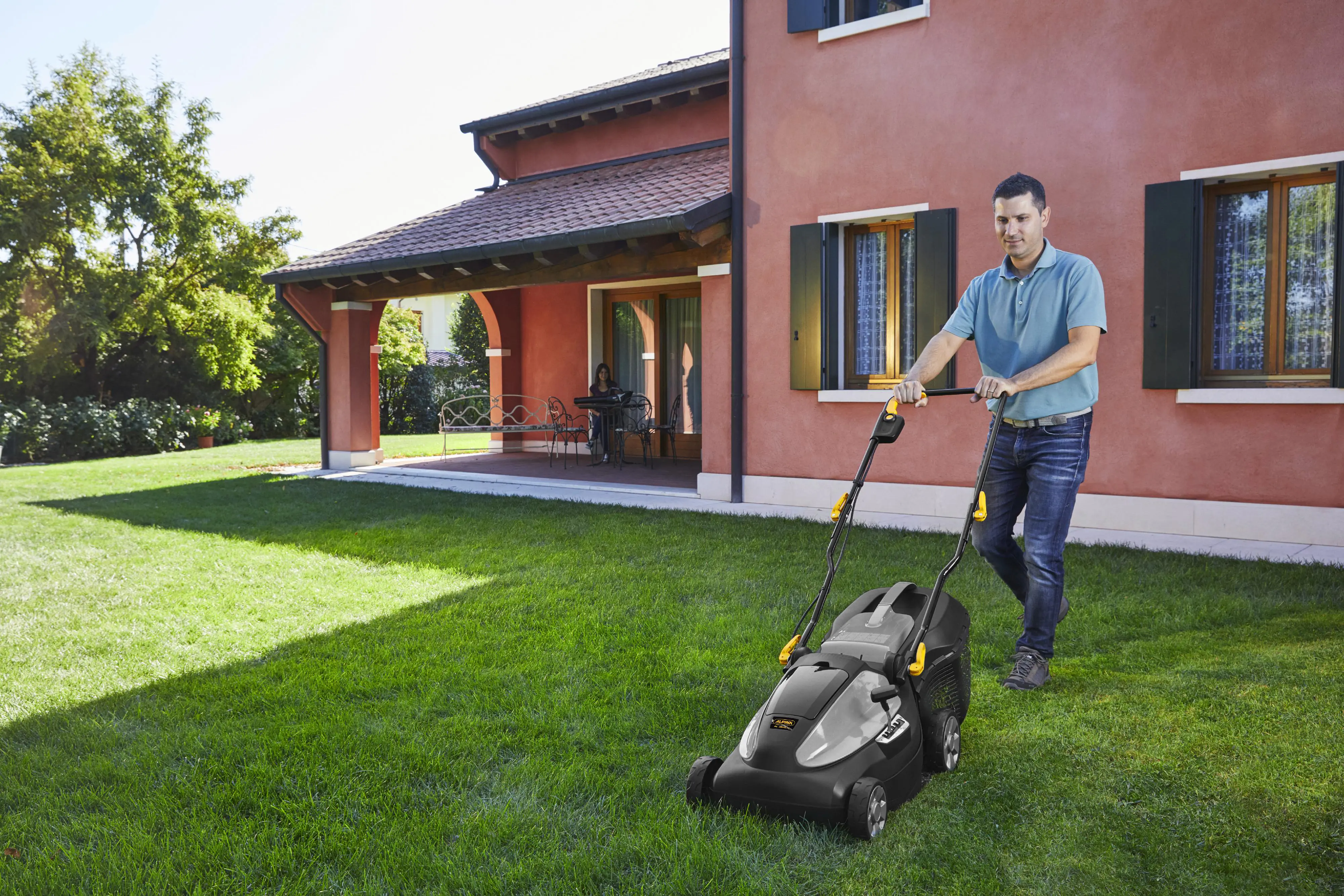 Alpina Akku-Rasenmäher AL 3820 Li 38 cm Schnittbreite inkl. 2 x 4 Ah Akku Alpina Akku-Rasenmäher AL 3820 Li 38 cm Schnittbreite inkl. 2 x 4 Ah Akku