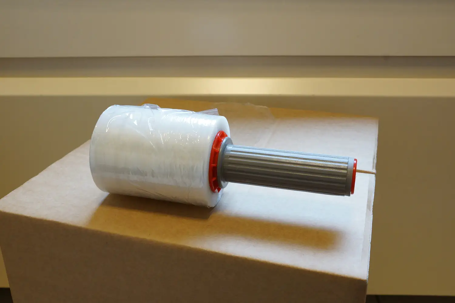 Handabroller für Mini-Stretchfolie 10 cm