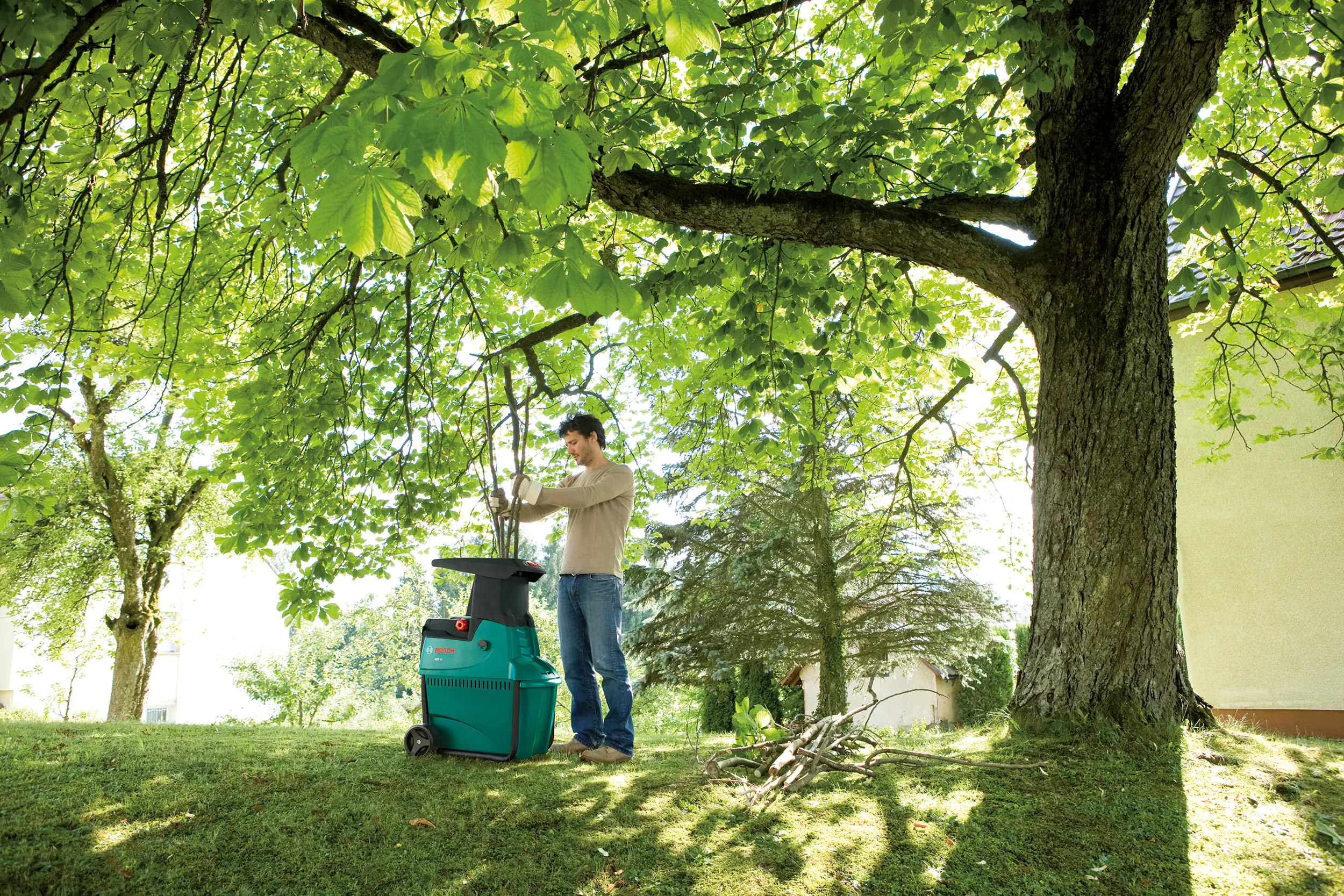 Bosch Elektro-Leisehäcksler Elektro Axt 25 D max. Aststärke Ø 40 mm