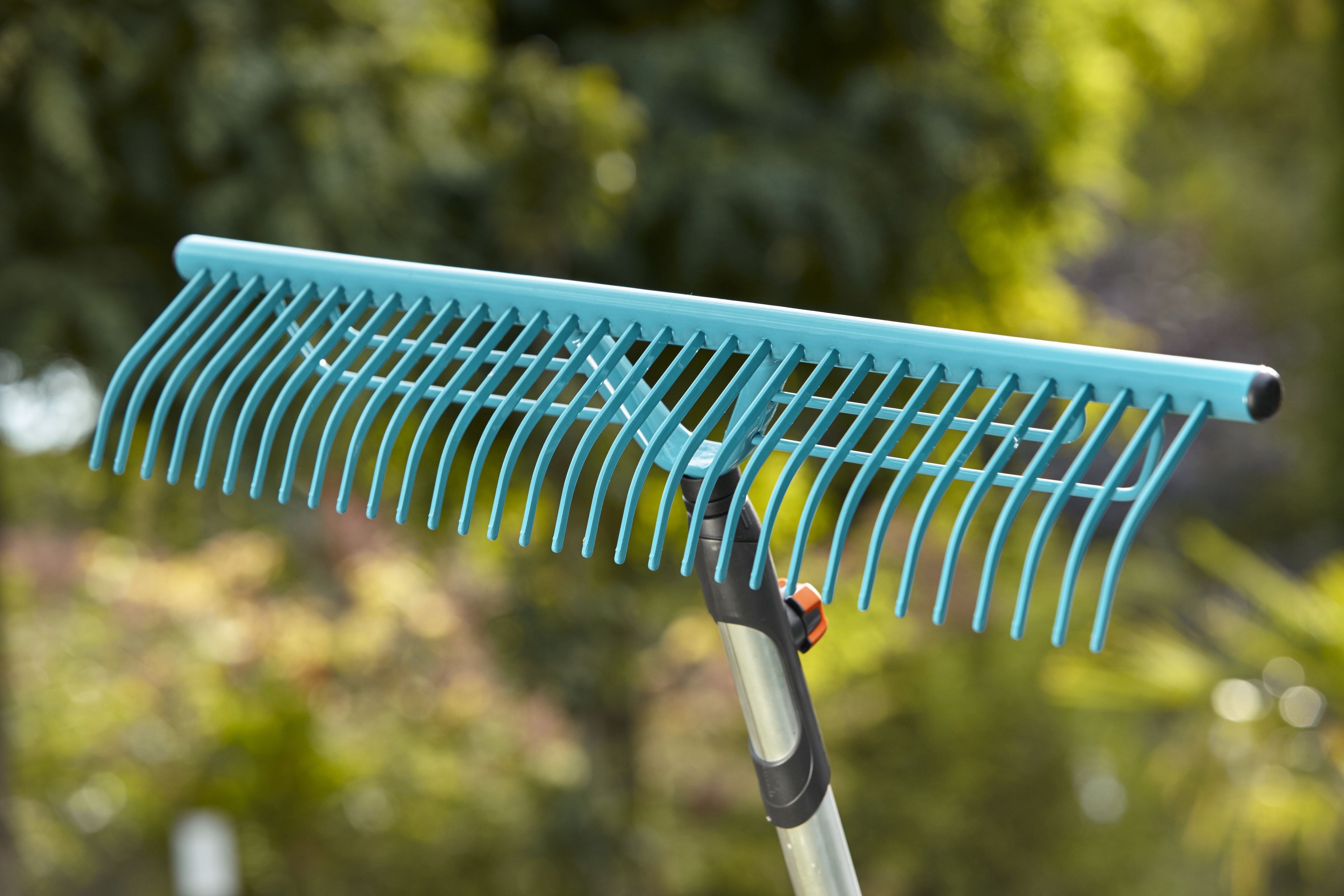 Gardena Rasenrechen combisystem 60 cm Arbeistbreite kaufen Globus