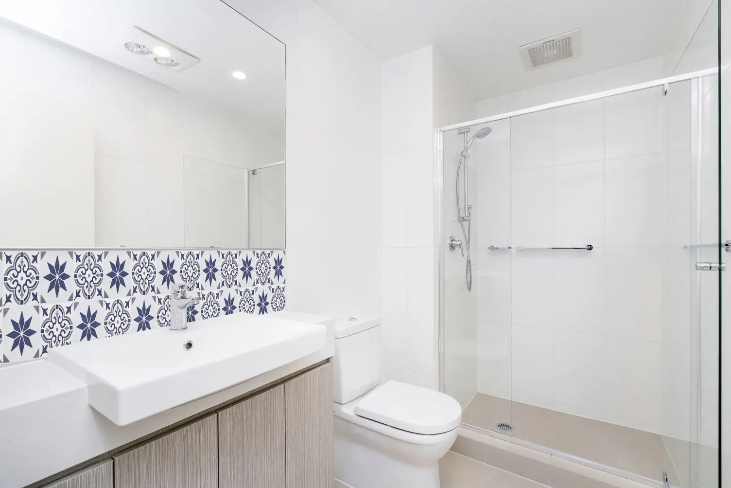 D-c-fix Wandfliesen selbstklebend Jamila blue 6er Set 15 x 15 cm D-c-fix Wandfliesen selbstklebend Jamila blue 6er Set 15 x 15 cm