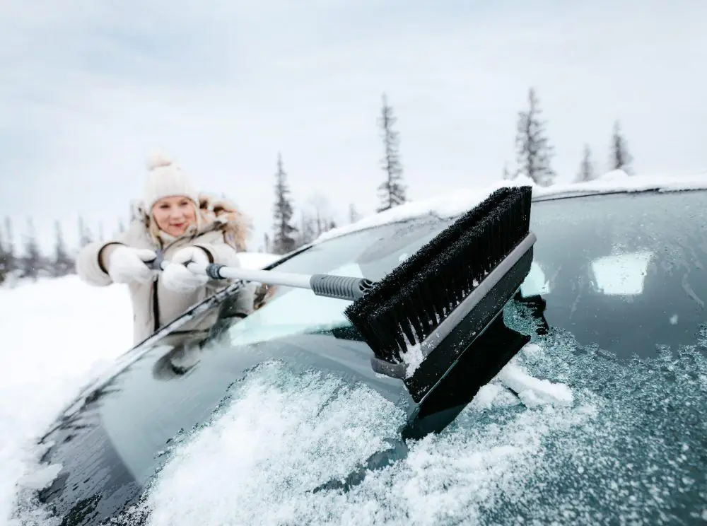 Kungs Star-is Schneebesen mit Eiskratzer Teleskopstiel grau Kungs Star-is Schneebesen mit Eiskratzer Teleskopstiel grau