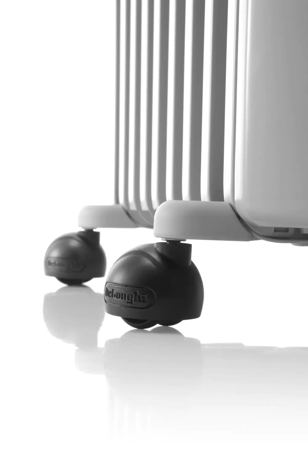 Delonghi Ölradiator TRRS1225 2500 Watt, 3 Stufen, 12 Rippen