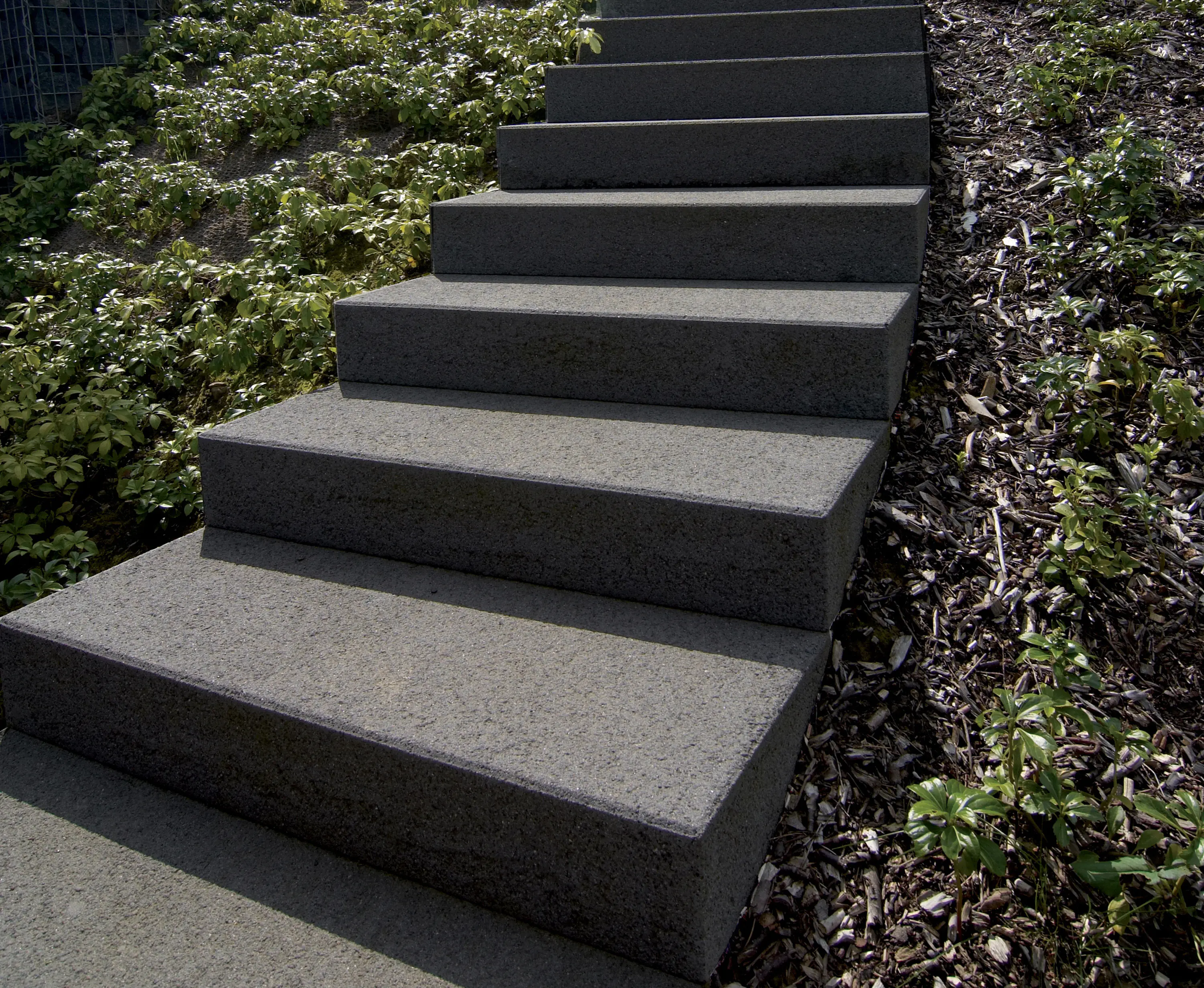 Kann Blockstufe 100 x 13 x 15 cm anthrazit