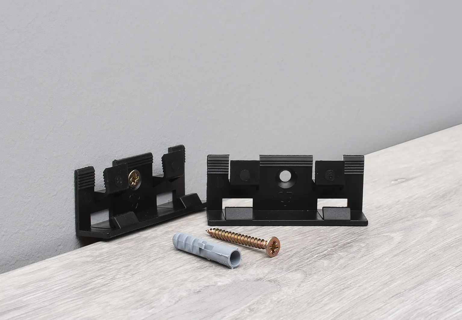 Kronoflooring Fußleisten Montage-Set inkl. Schrauben & Dübeln - 30 Stk. Kronoflooring Fußleisten Montage-Set inkl. Schrauben & Dübeln - 30 Stk.