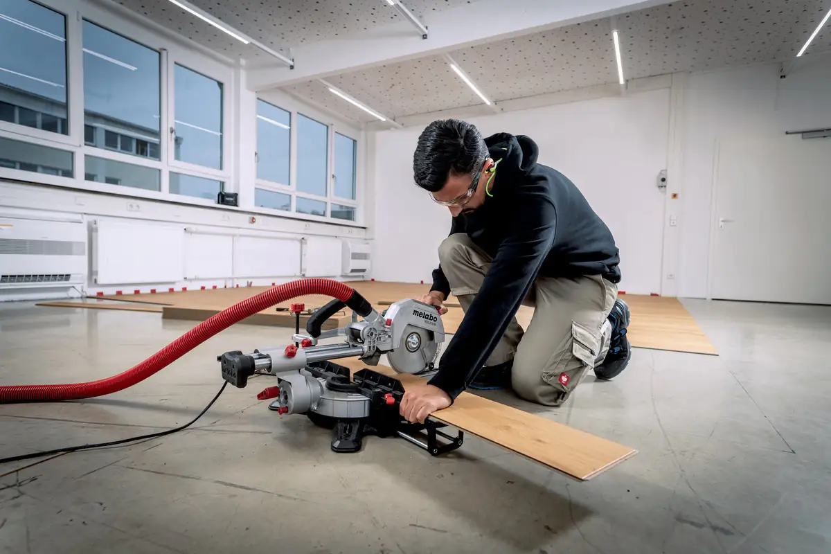 Metabo Kappzugsäge KGS 216 M