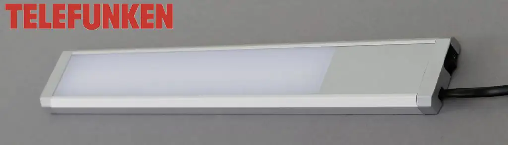 Telefunken LED Unterbauleuchte Uto 31,5 cm Wippschalter, silberfarben Telefunken LED Unterbauleuchte Uto 31,5 cm Wippschalter, silberfarben