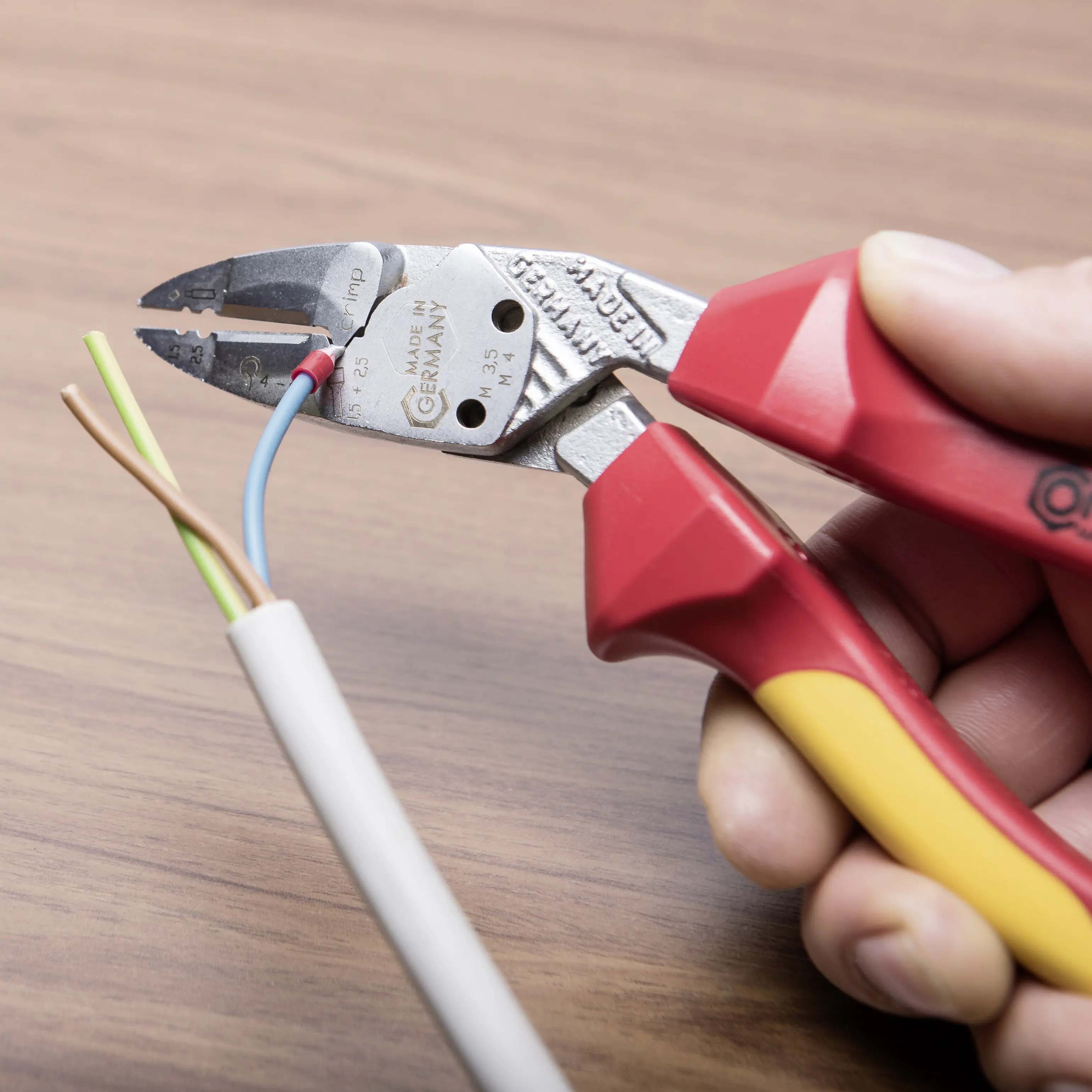 Connex Multifunktionszange EvoMaxx 180 mm Connex Multifunktionszange EvoMaxx 180 mm