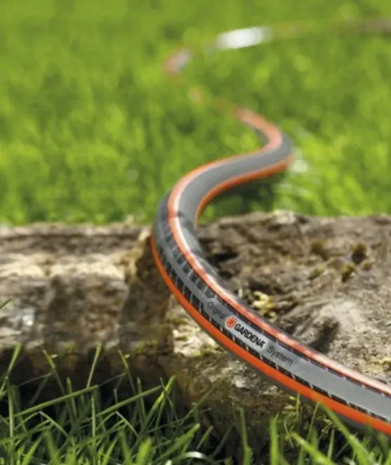 Gardena Bewässerungsset Schlauch Comfort HighFlex Ø 13 mm (1/2") inkl. Systemteile und Bewässerungsbrause