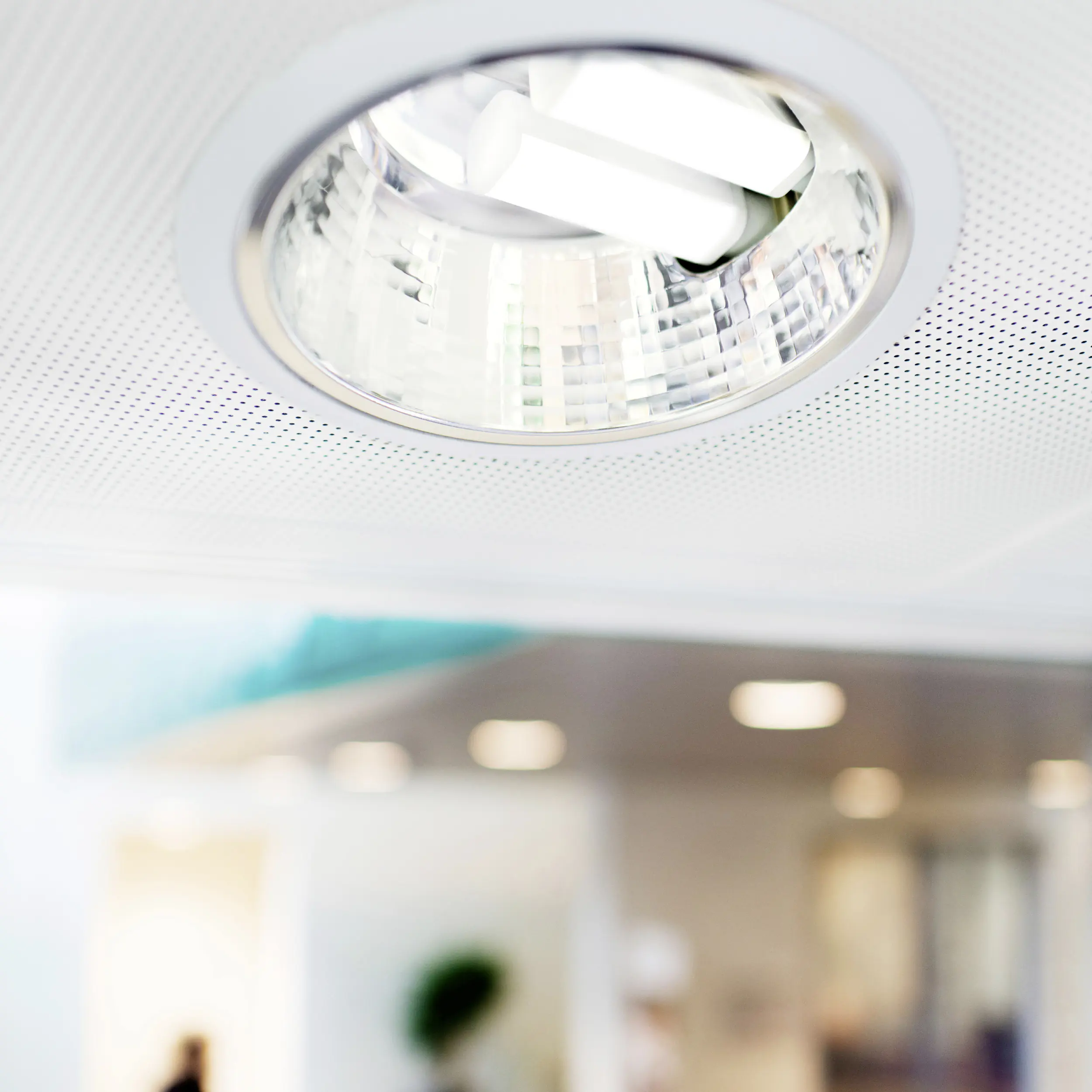 Philips LED-Leuchtmittel CorePro LED PLC 6,9W 830 2P G24d-2 neutralweiß matt