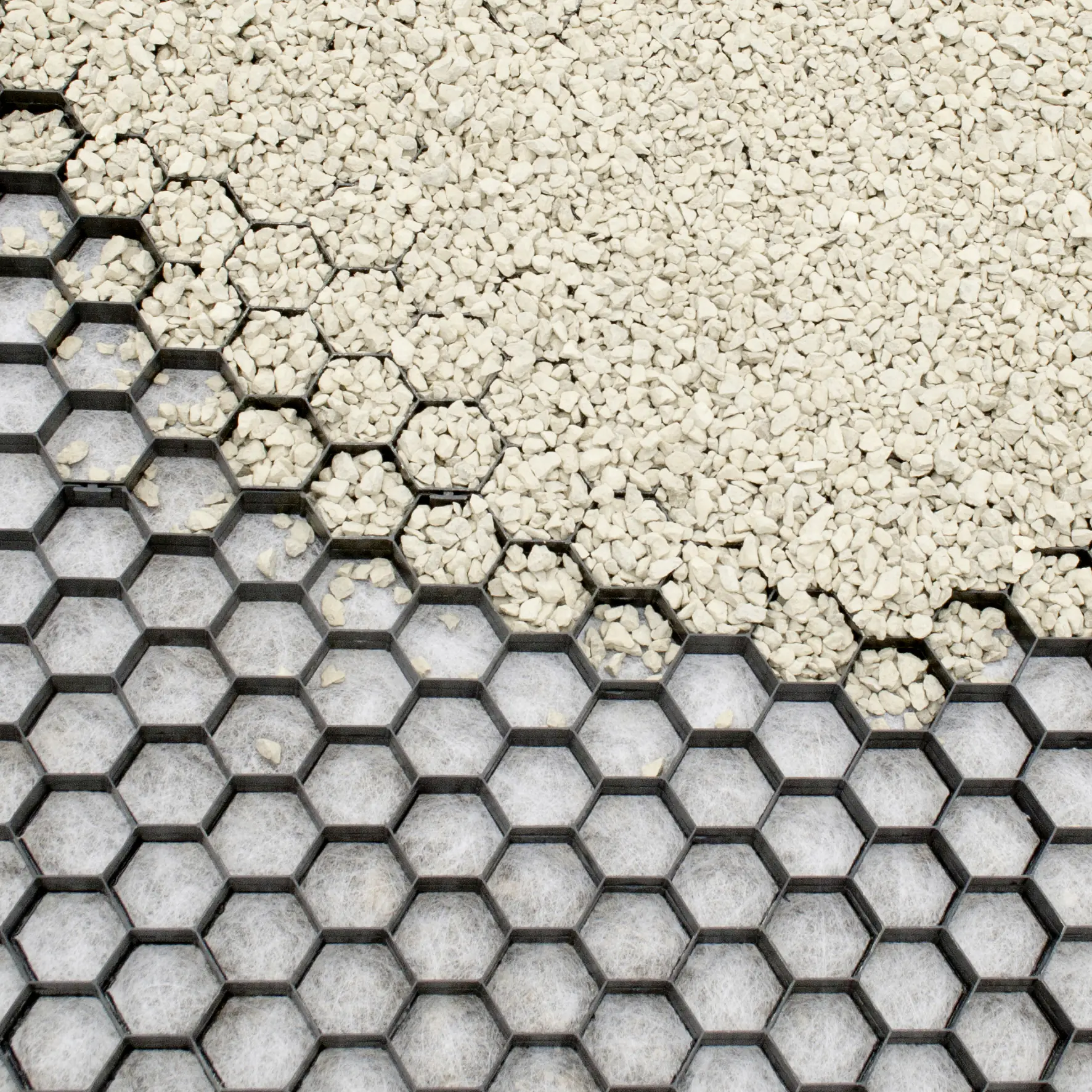 WIGAWay Kiesstabilisierung 115 x 80 x 1,8 cm schwarz inkl. Antiunkrautvlies