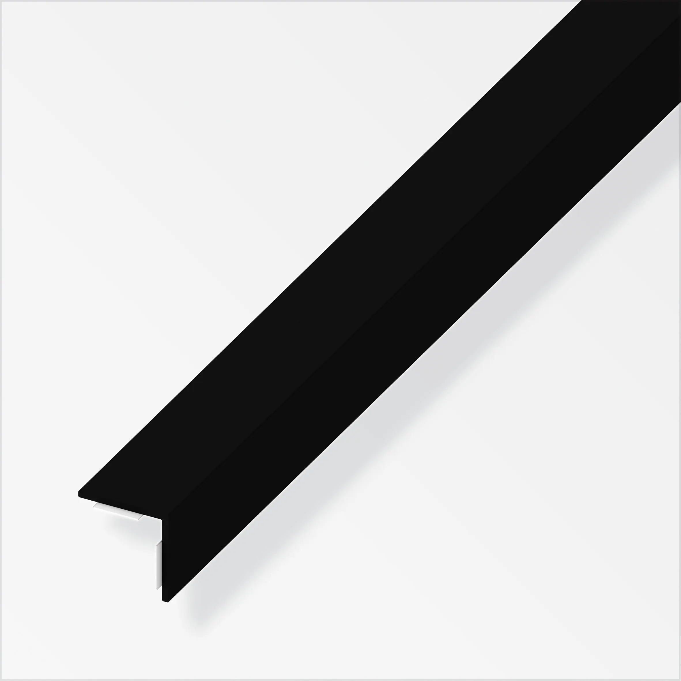 alfer Winkel 1 m, 20 x 20 mm PVC (Kunststoff) glatt schwarz alfer Winkel 1 m, 20 x 20 mm PVC (Kunststoff) glatt schwarz
