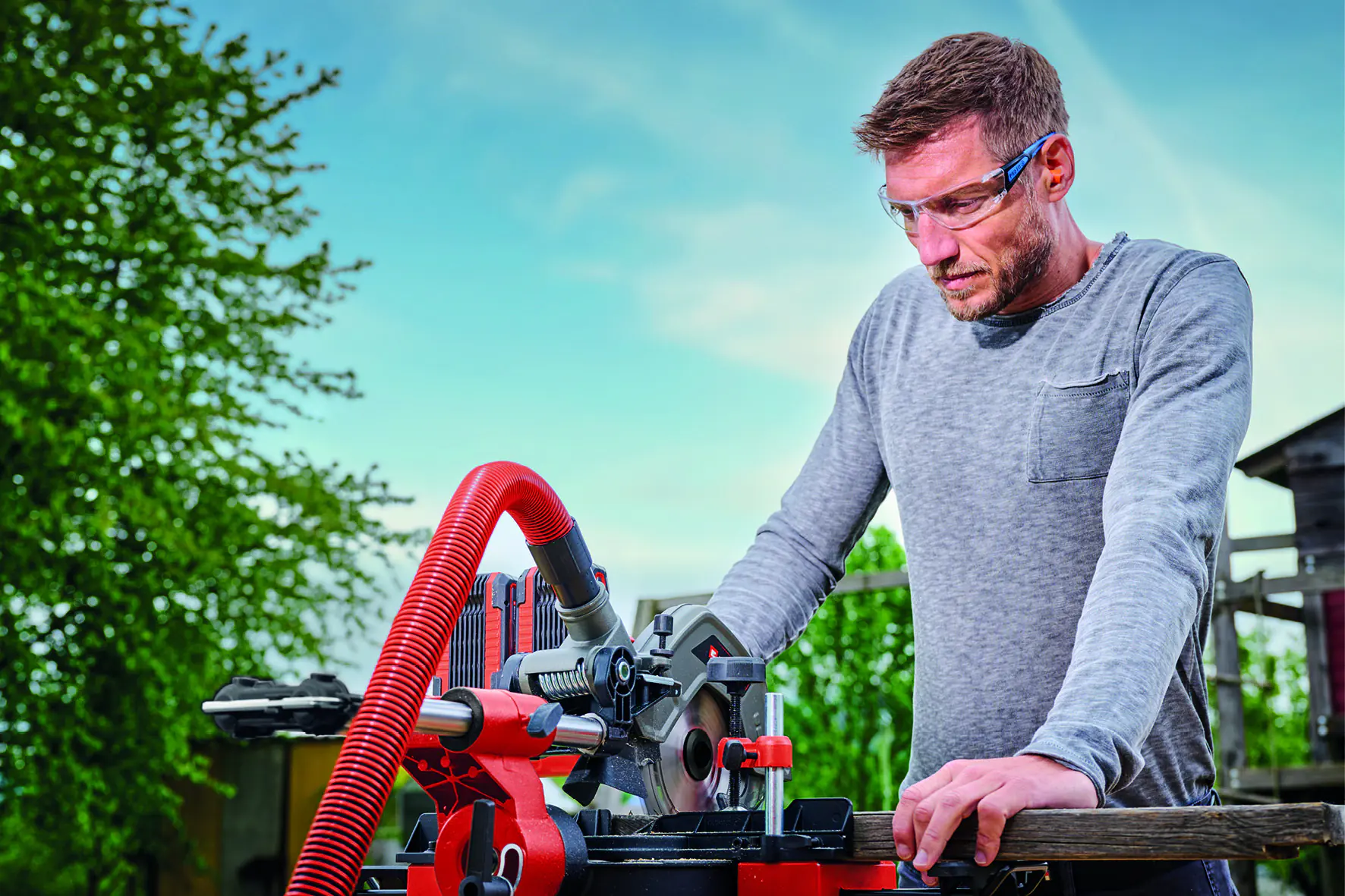 Einhell Expert Akku-Zug-Kapp-Gehrungssäge TE-SM 36/8 L Li Solo