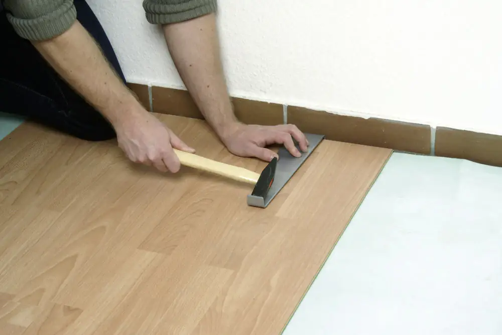 4006885693104_1063999 Wolfcraft Verlegeset für Laminat Parkett Kork