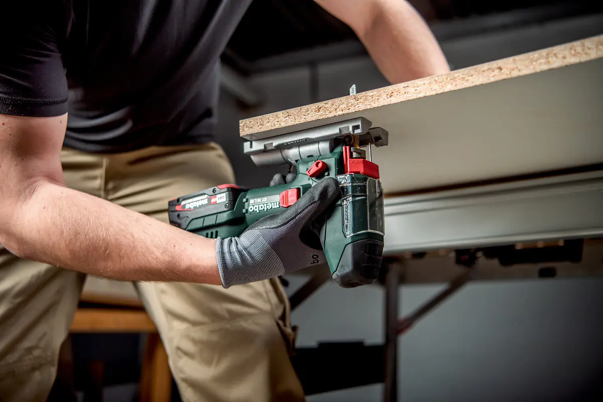 Metabo Akku-Stichsäge ST 18 L 90 18V in metaBox 145 L